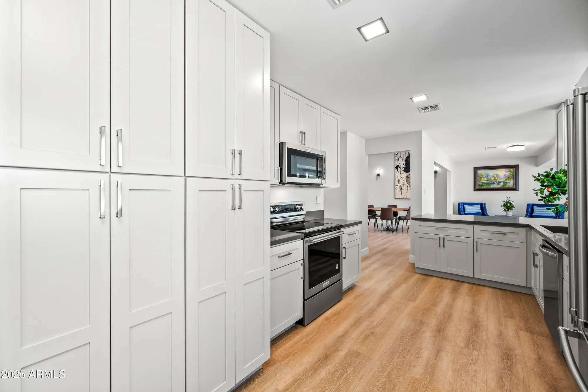 Property Slideshow image 27 of 75 | 10544 w prairie hills cir, Sun City, AZ, 85351