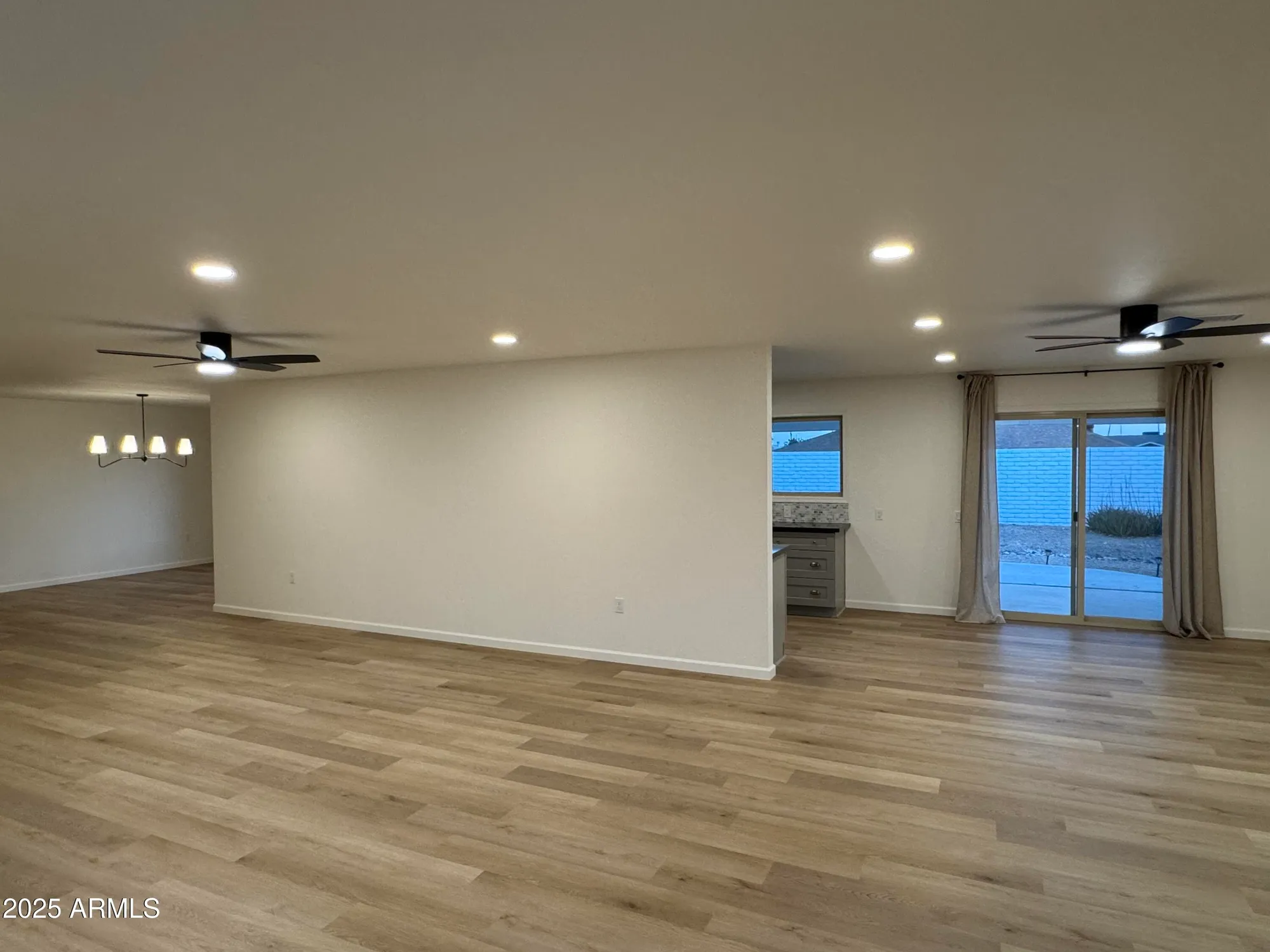 Property Slideshow image 9 of 38 | 13215 w copperstone dr, Sun City West, AZ, 85375