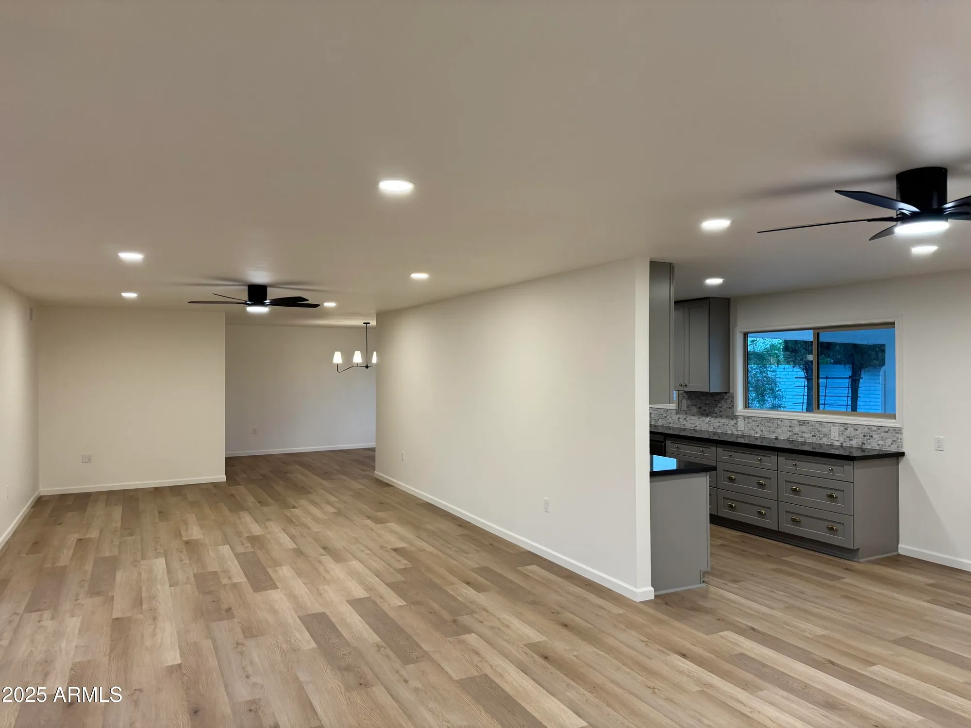 Property Slideshow image 10 of 38 | 13215 w copperstone dr, Sun City West, AZ, 85375