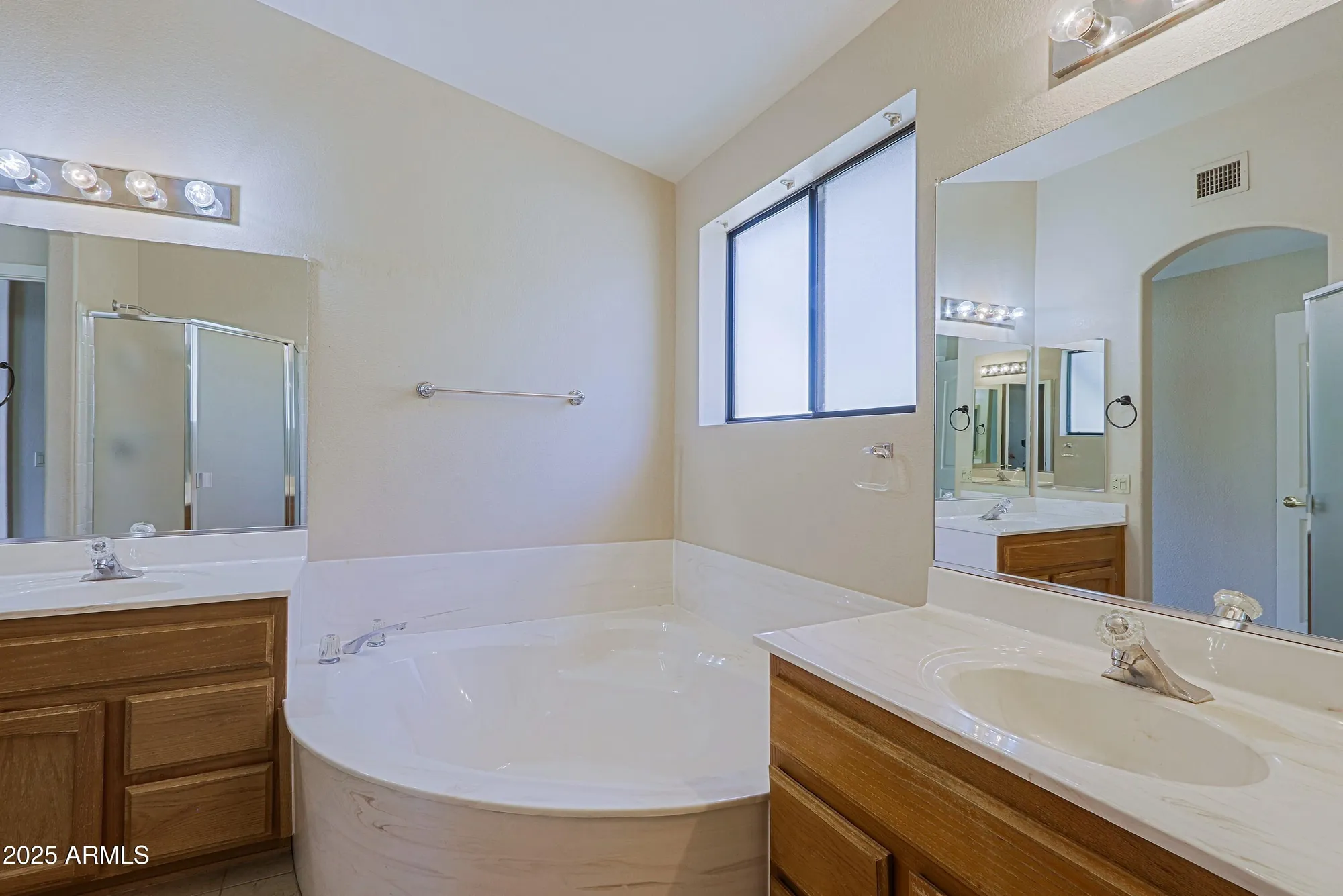 Property Slideshow image 24 of 52 | 3928 n 151st ave, Goodyear, AZ, 85395