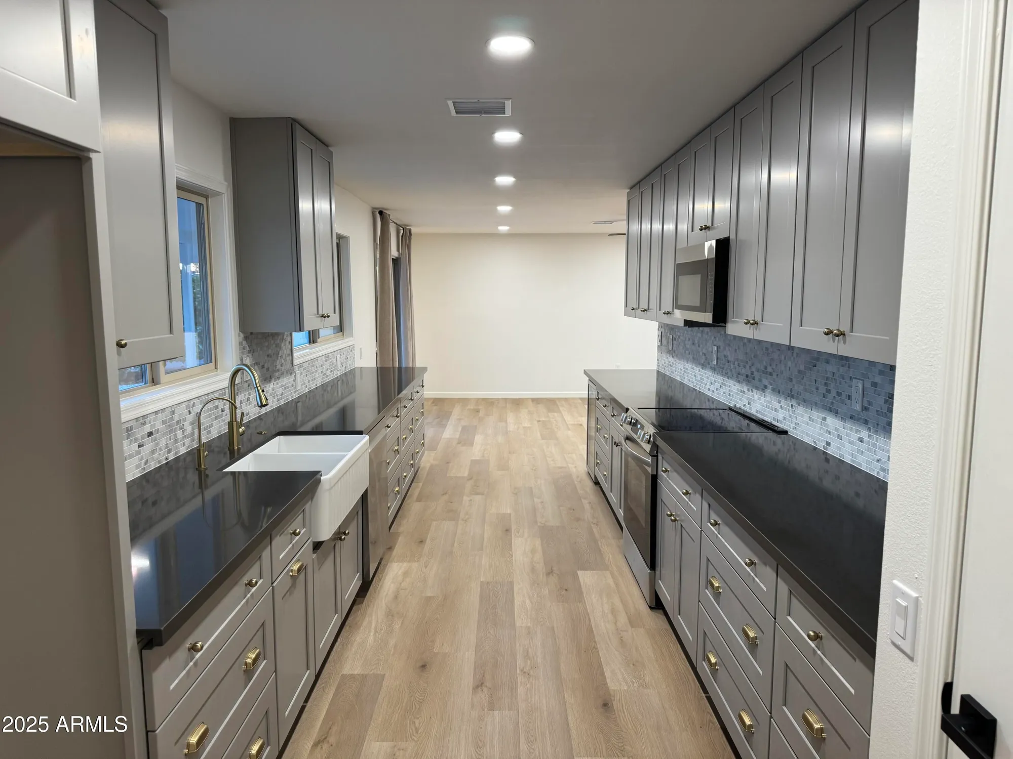 Property Slideshow image 14 of 38 | 13215 w copperstone dr, Sun City West, AZ, 85375