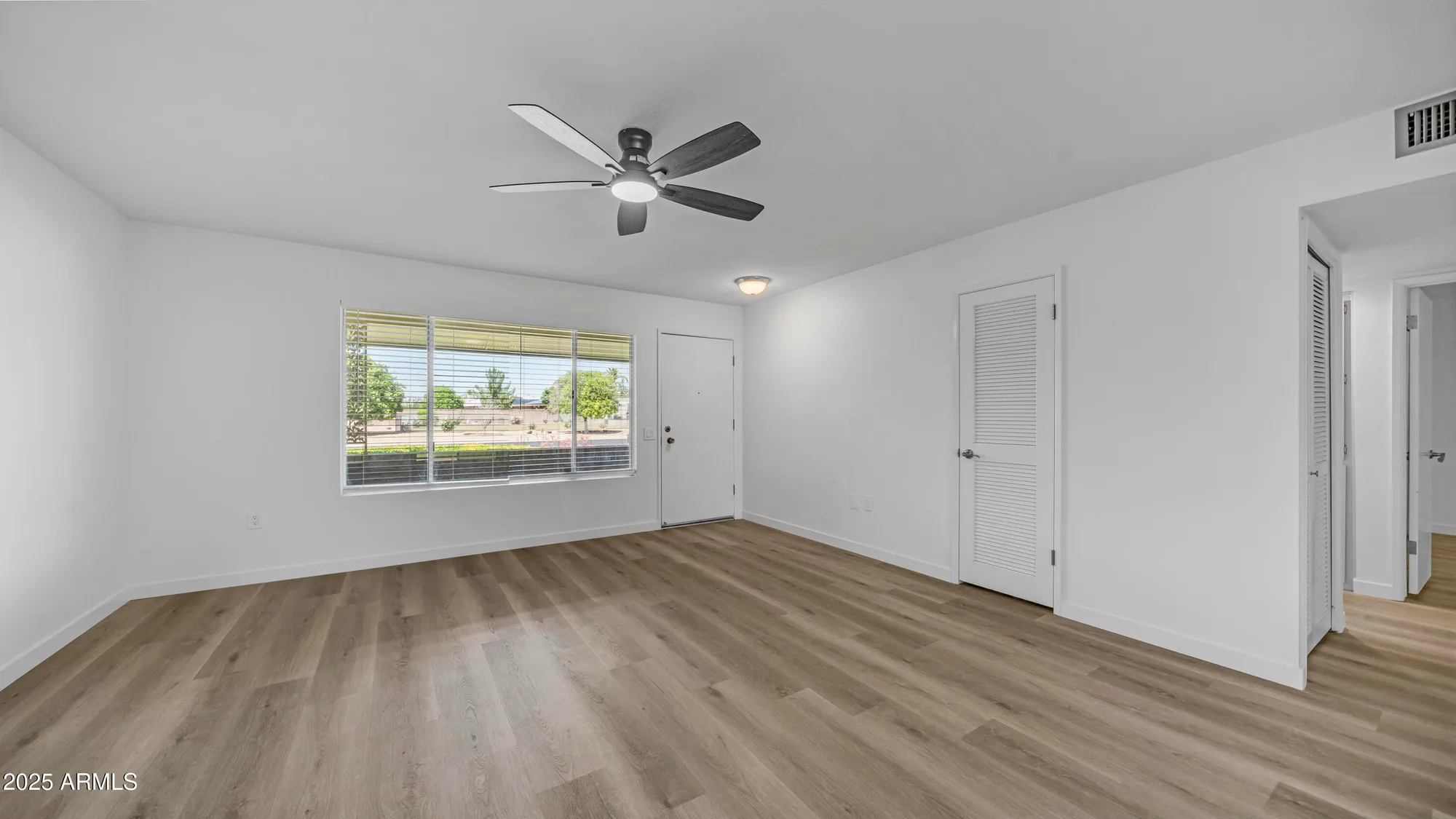 Property Slideshow image 6 of 31 | 9911 w pleasant valley rd, Sun City, AZ, 85351