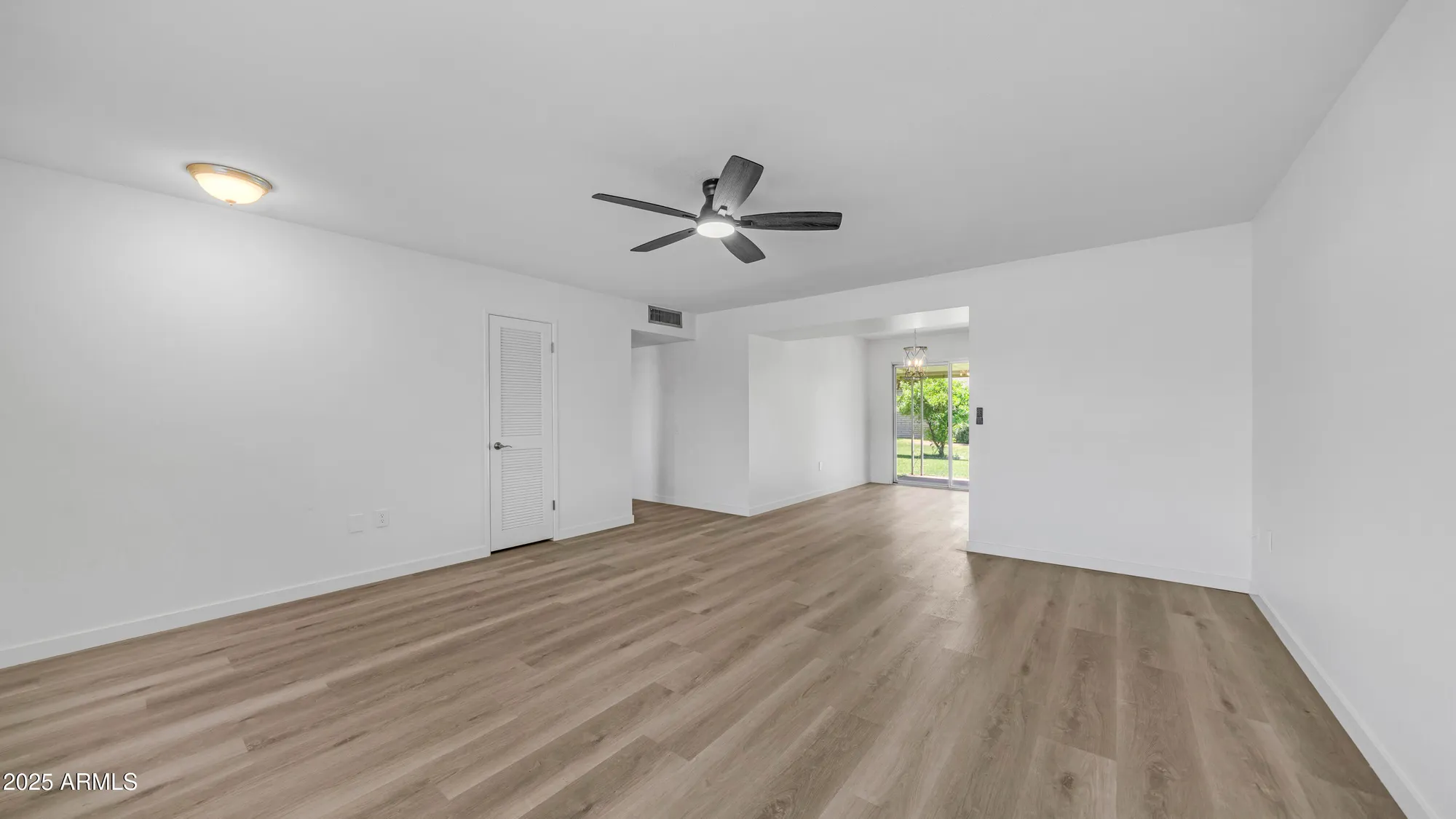 Property Slideshow image 11 of 31 | 9911 w pleasant valley rd, Sun City, AZ, 85351