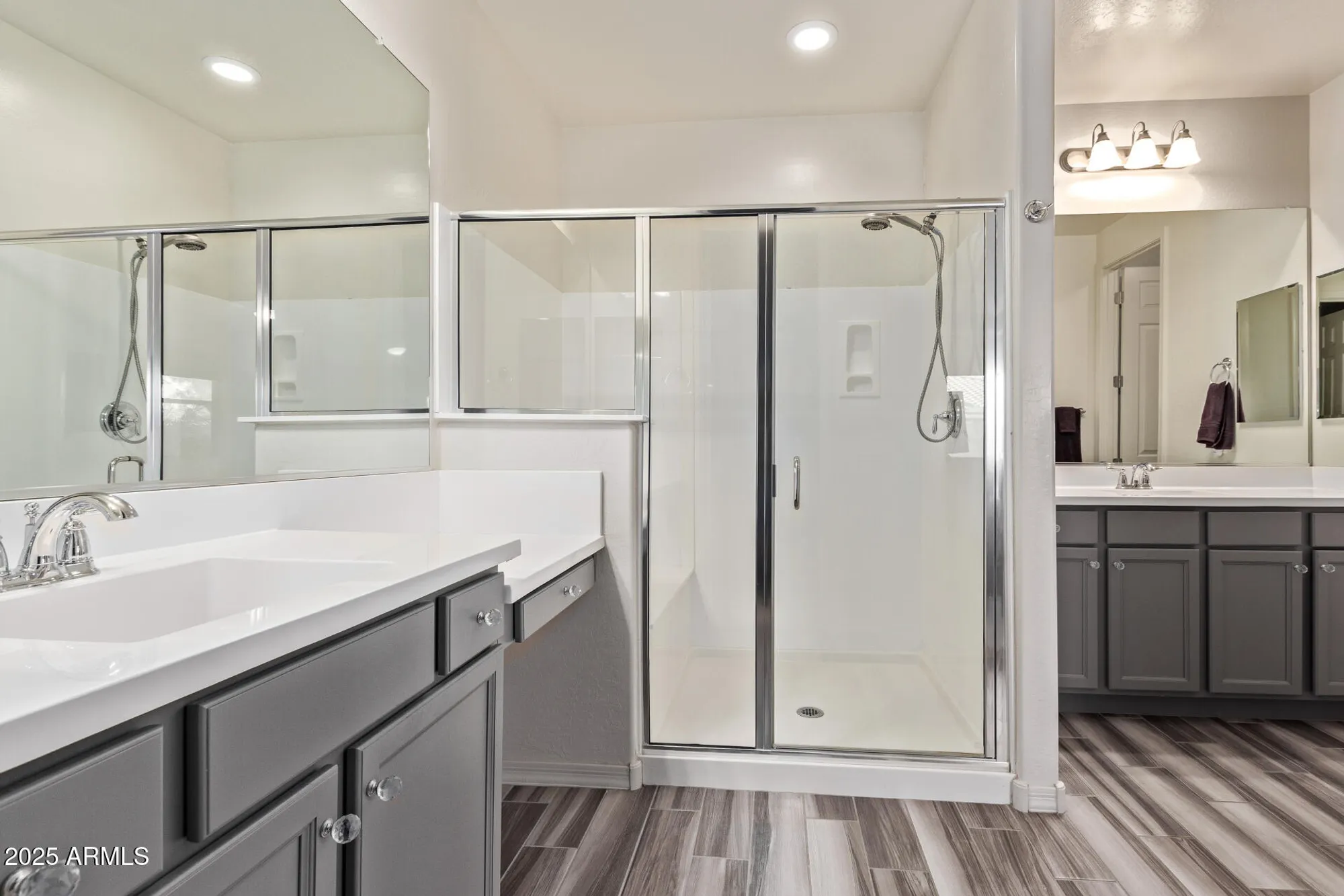Property Slideshow image 14 of 37 | 10311 e trent ave, Mesa, AZ, 85212