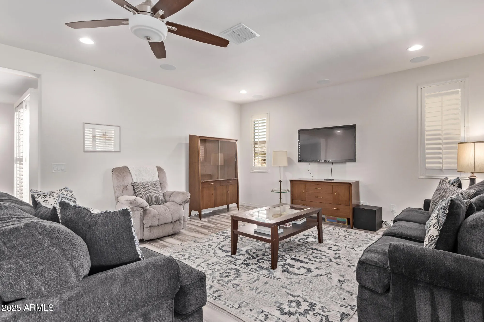 Property Slideshow image 12 of 37 | 10311 e trent ave, Mesa, AZ, 85212