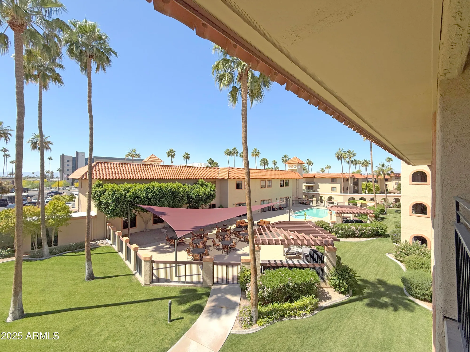Property Slideshow image 17 of 18 | 10330 w thunderbird blvd c304, Sun City, AZ, 85351