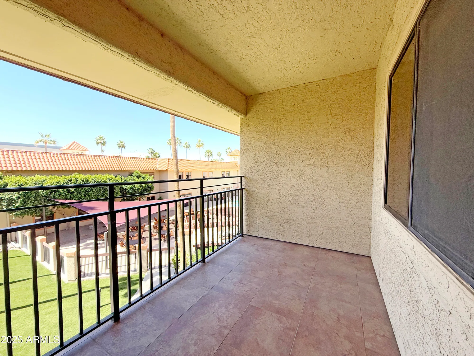 Property Slideshow image 18 of 18 | 10330 w thunderbird blvd c304, Sun City, AZ, 85351