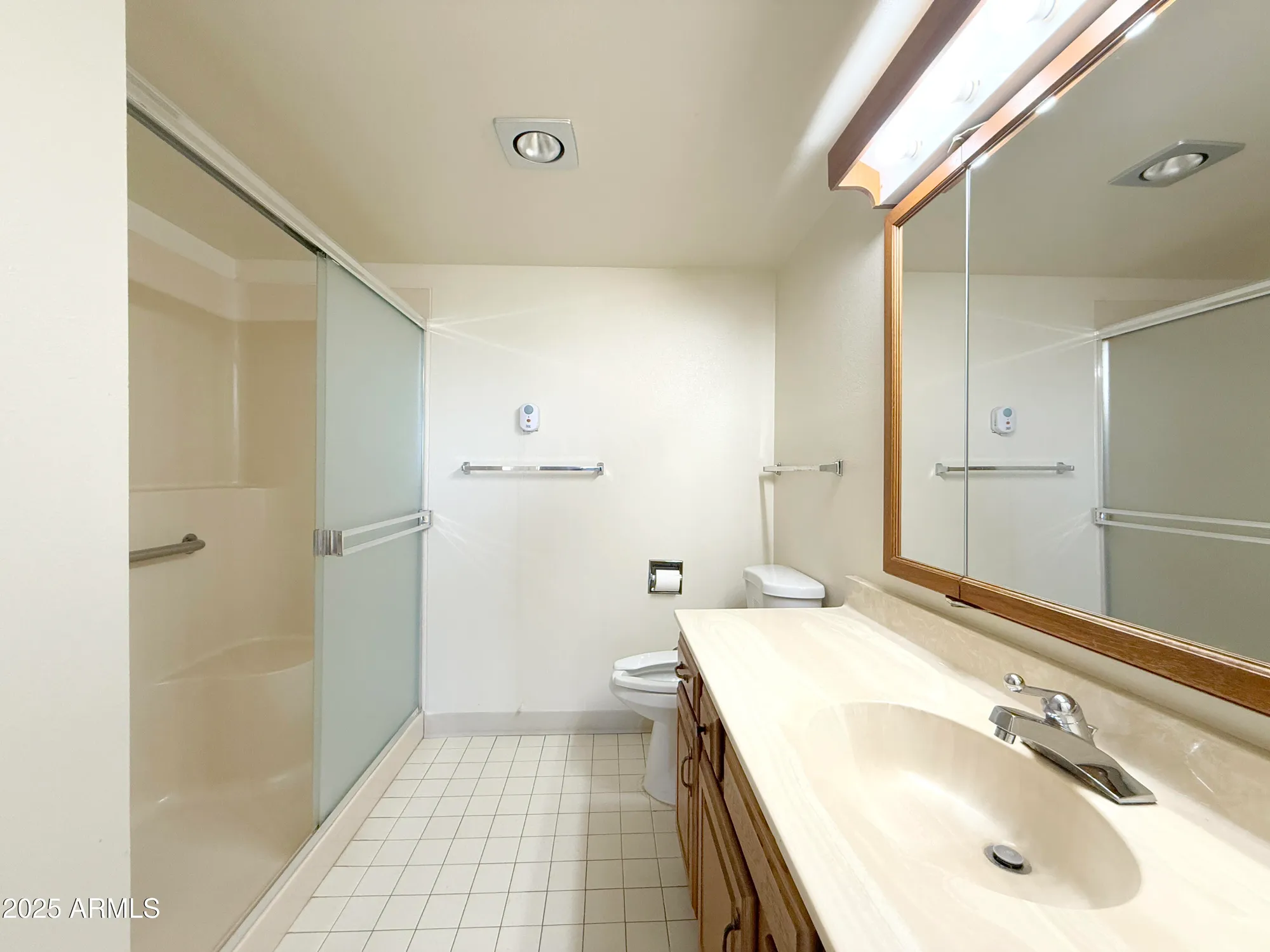 Property Slideshow image 16 of 18 | 10330 w thunderbird blvd c304, Sun City, AZ, 85351