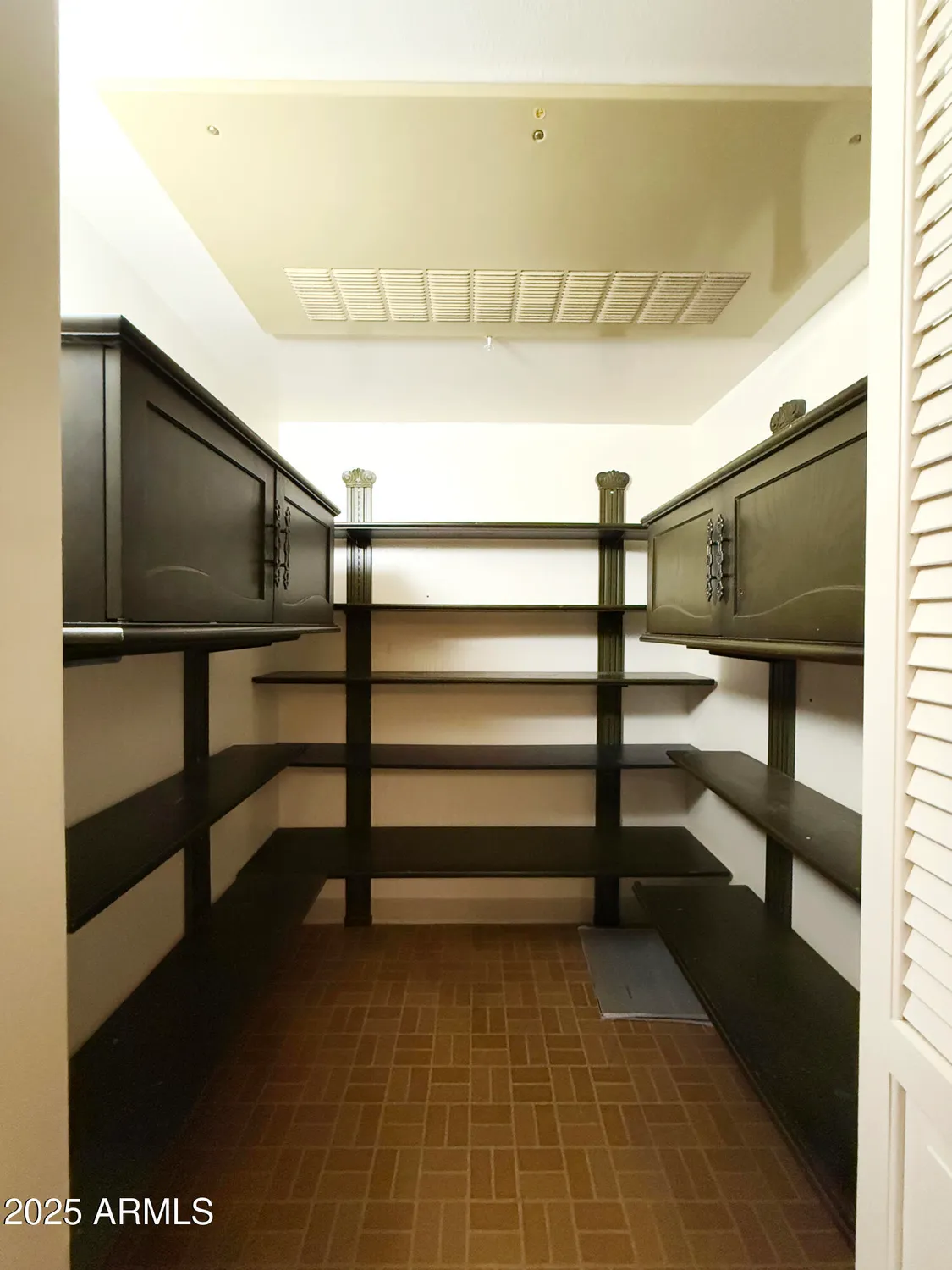 Property Slideshow image 11 of 18 | 10330 w thunderbird blvd c304, Sun City, AZ, 85351