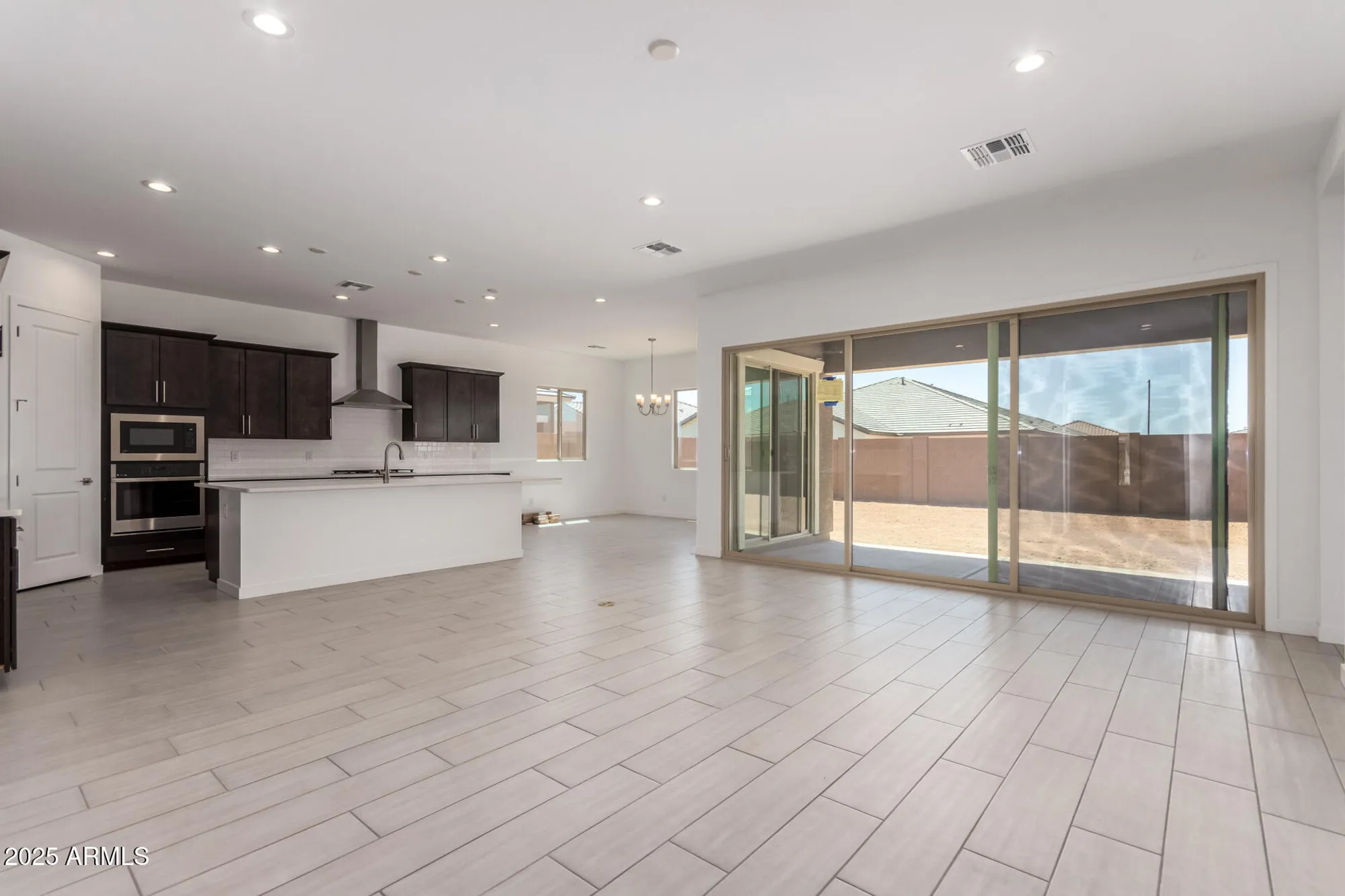 Property Slideshow image 29 of 49 | 24078 n 171st dr, Surprise, AZ, 85387