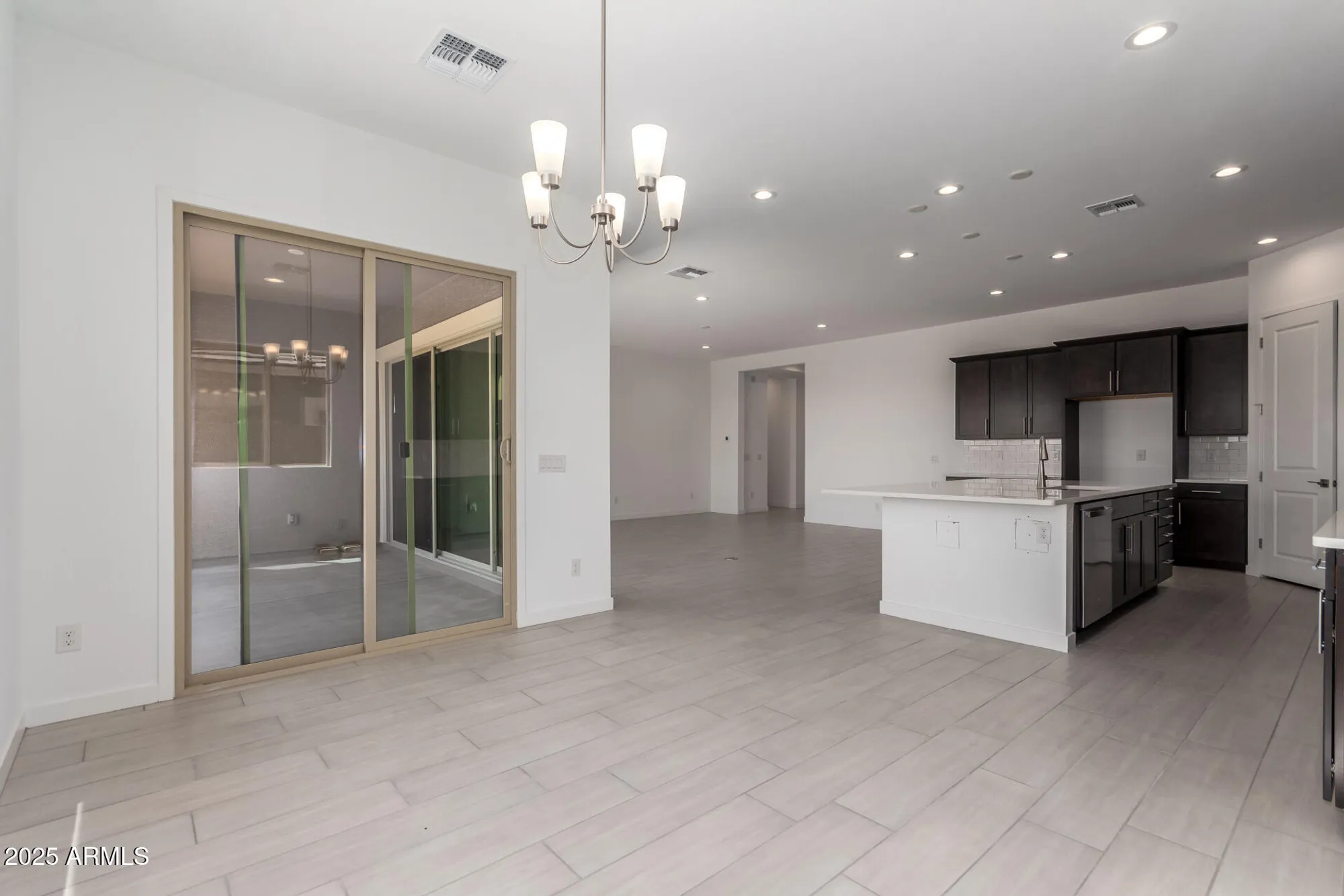 Property Slideshow image 32 of 49 | 24078 n 171st dr, Surprise, AZ, 85387