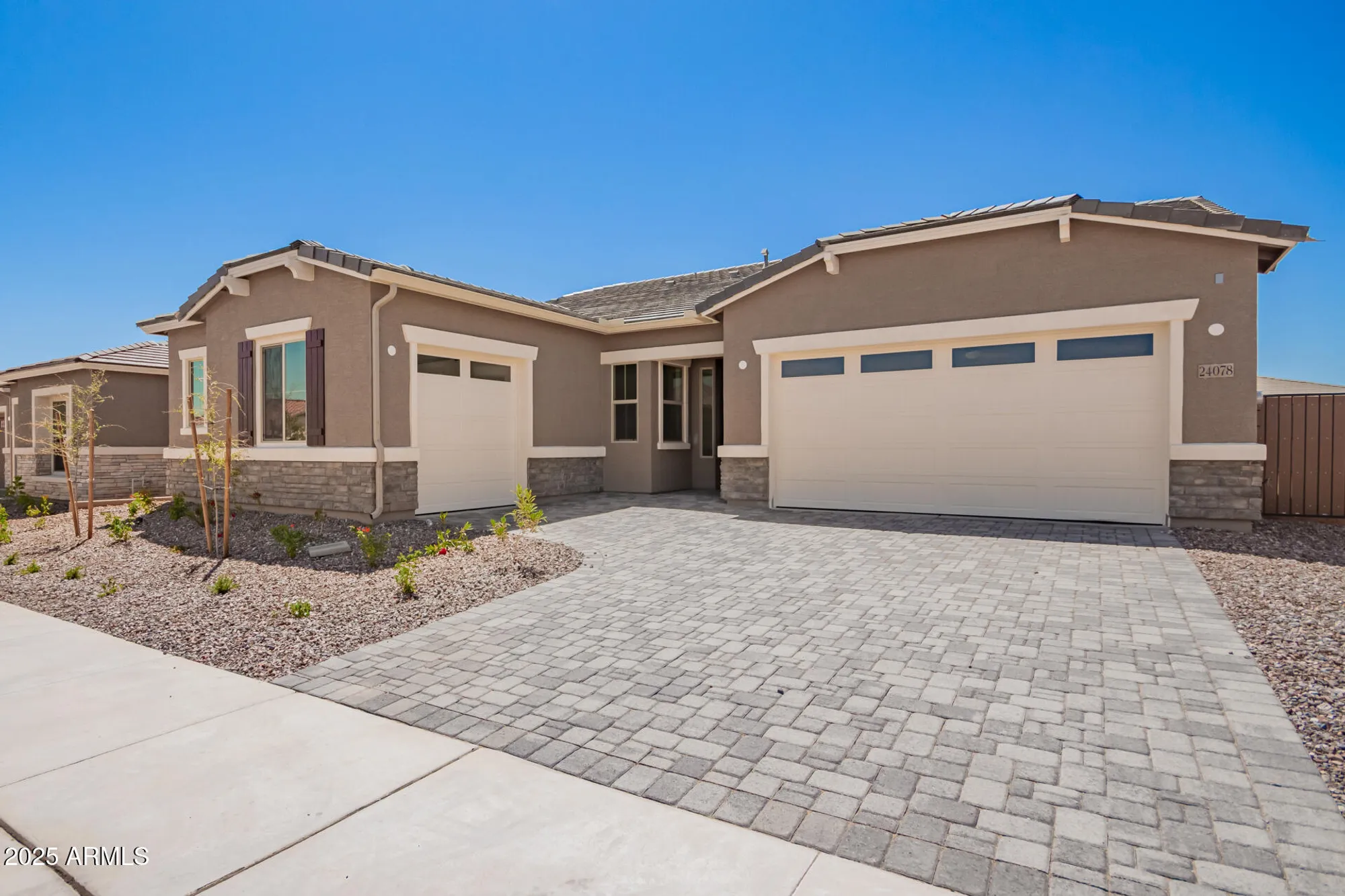 Property Slideshow image 27 of 49 | 24078 n 171st dr, Surprise, AZ, 85387