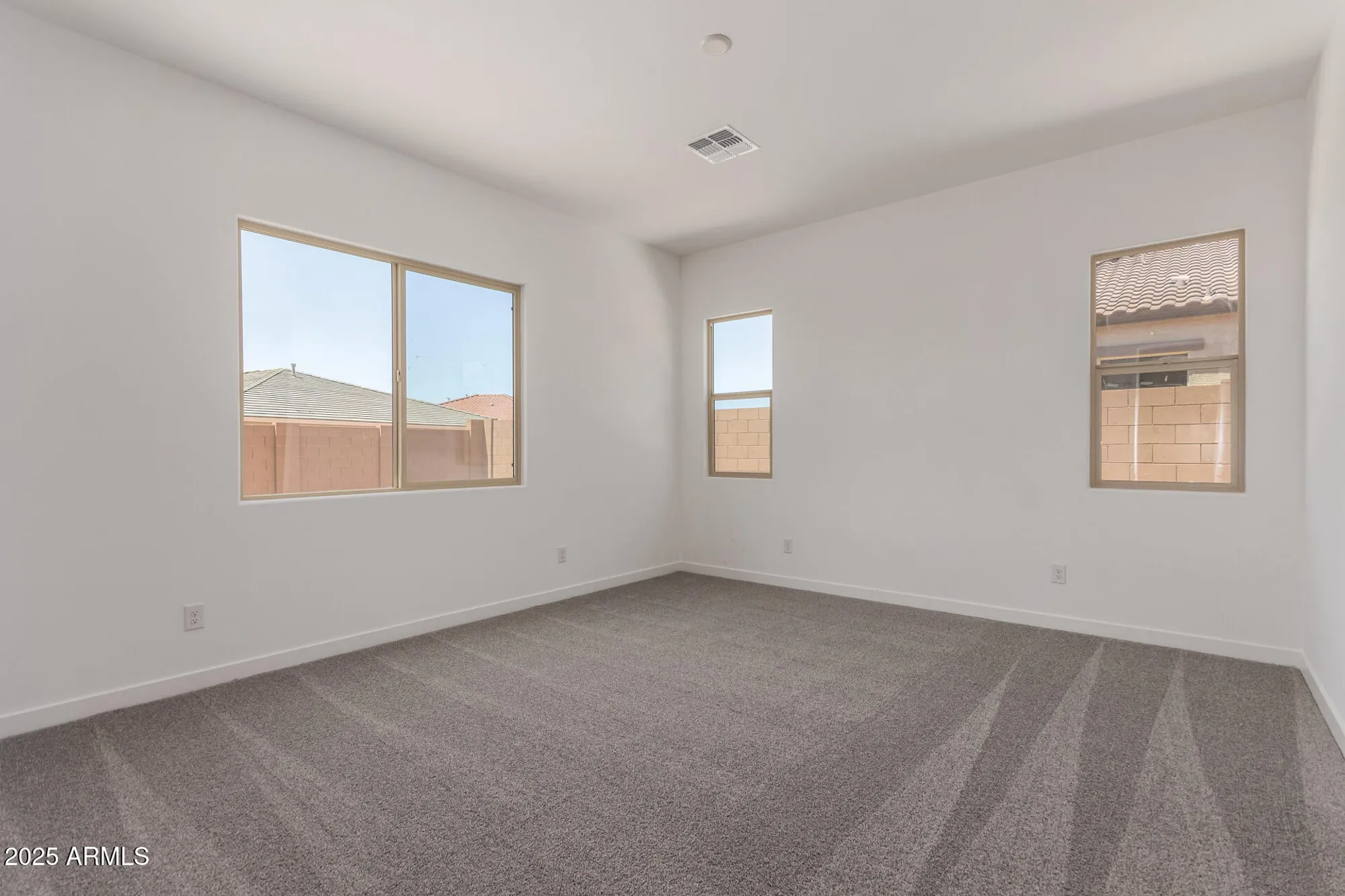 Property Slideshow image 38 of 49 | 24078 n 171st dr, Surprise, AZ, 85387