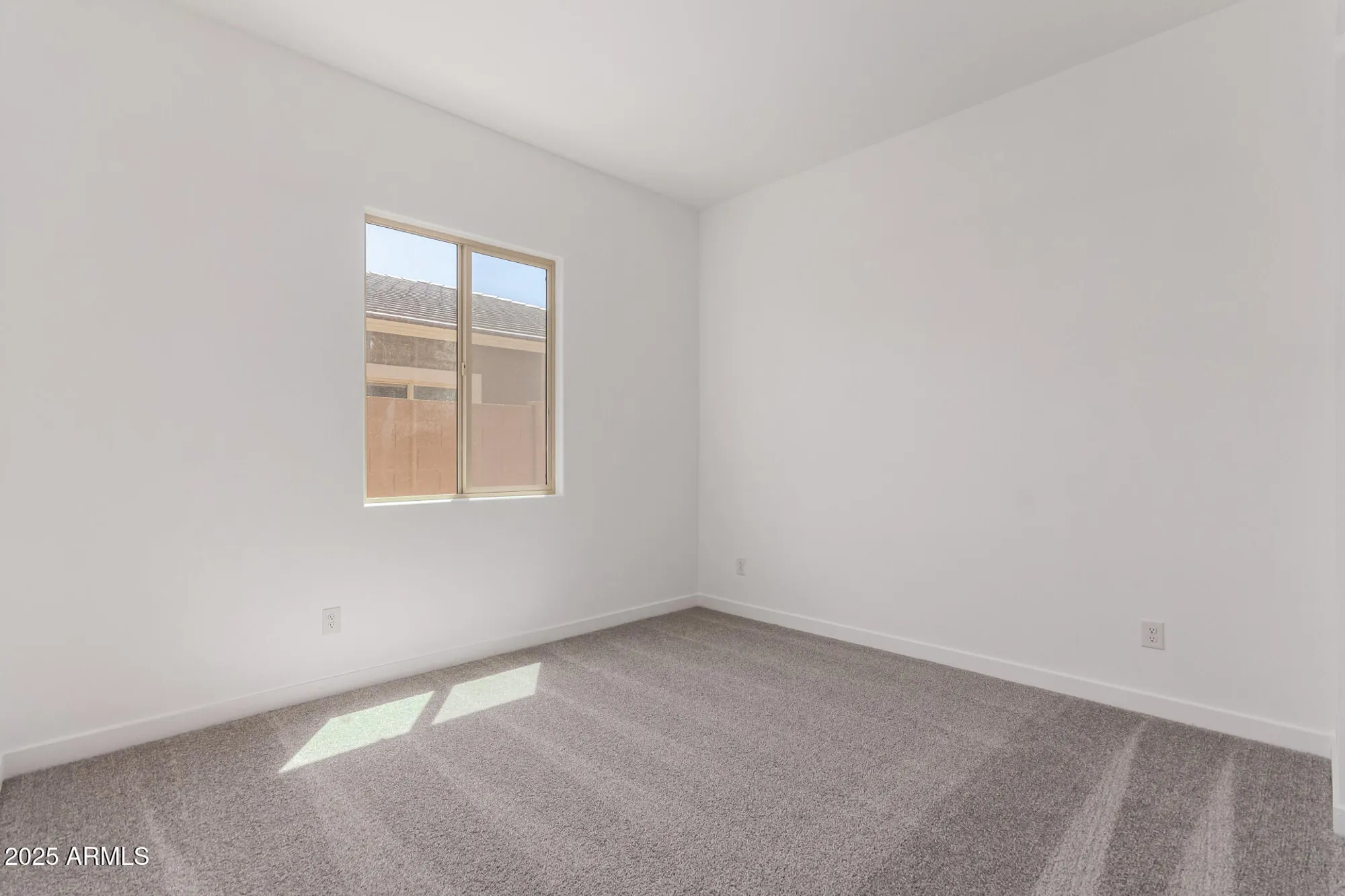 Property Slideshow image 47 of 49 | 24078 n 171st dr, Surprise, AZ, 85387
