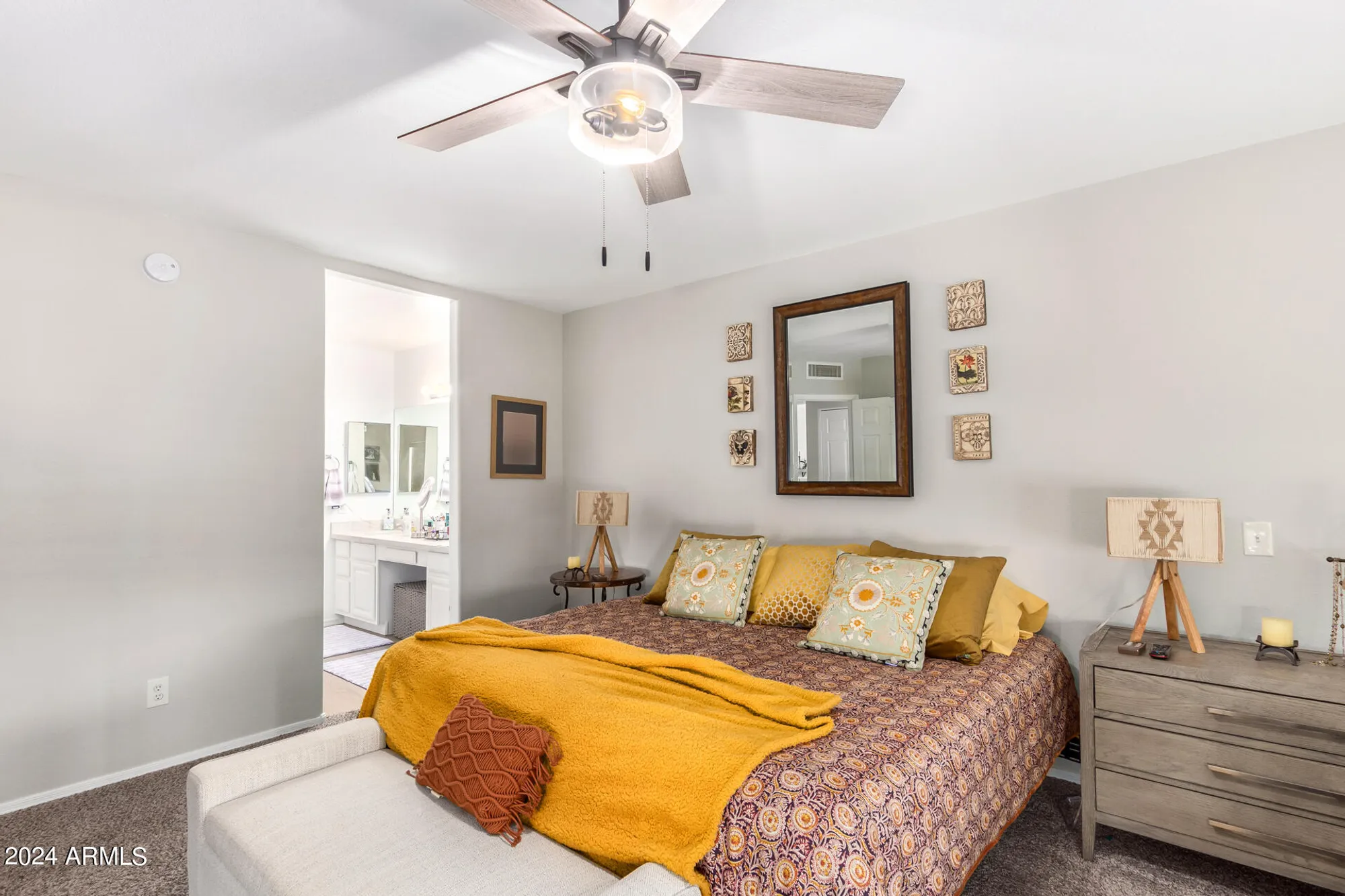 Property Slideshow image 14 of 25 | 1543 e gleneagle dr, Chandler, AZ, 85249