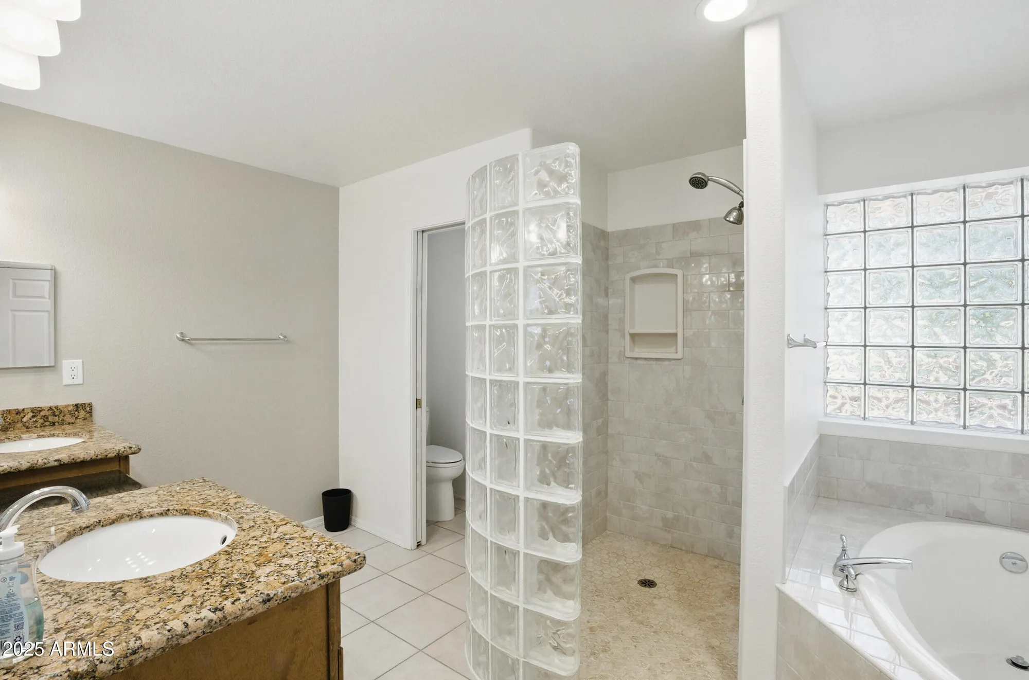 Property Slideshow image 12 of 20 | 11059 e kilarea ave, Mesa, AZ, 85209