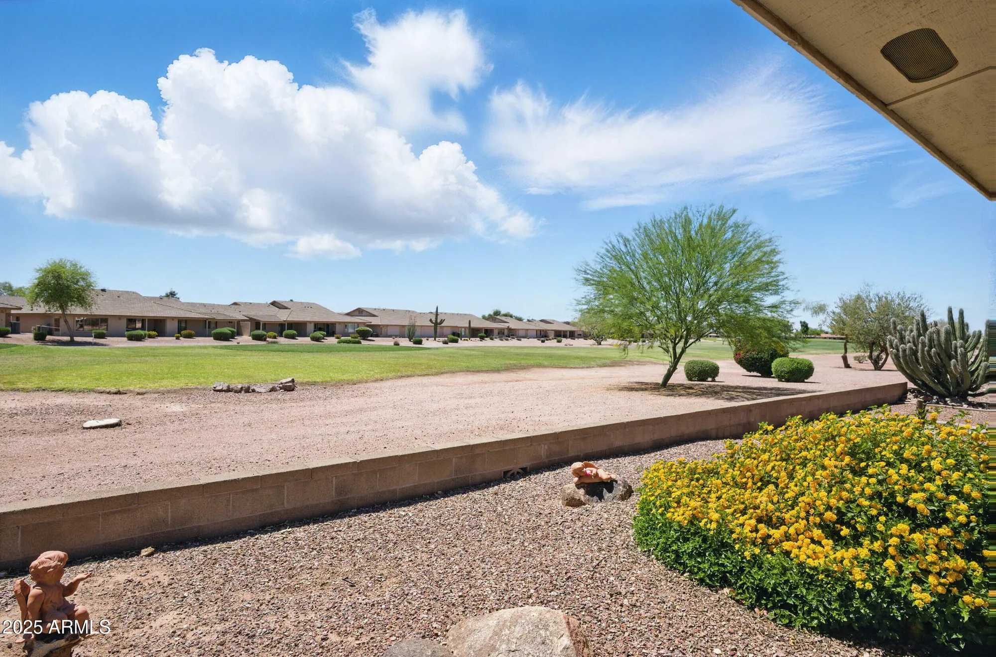 Property Slideshow image 18 of 20 | 11059 e kilarea ave, Mesa, AZ, 85209