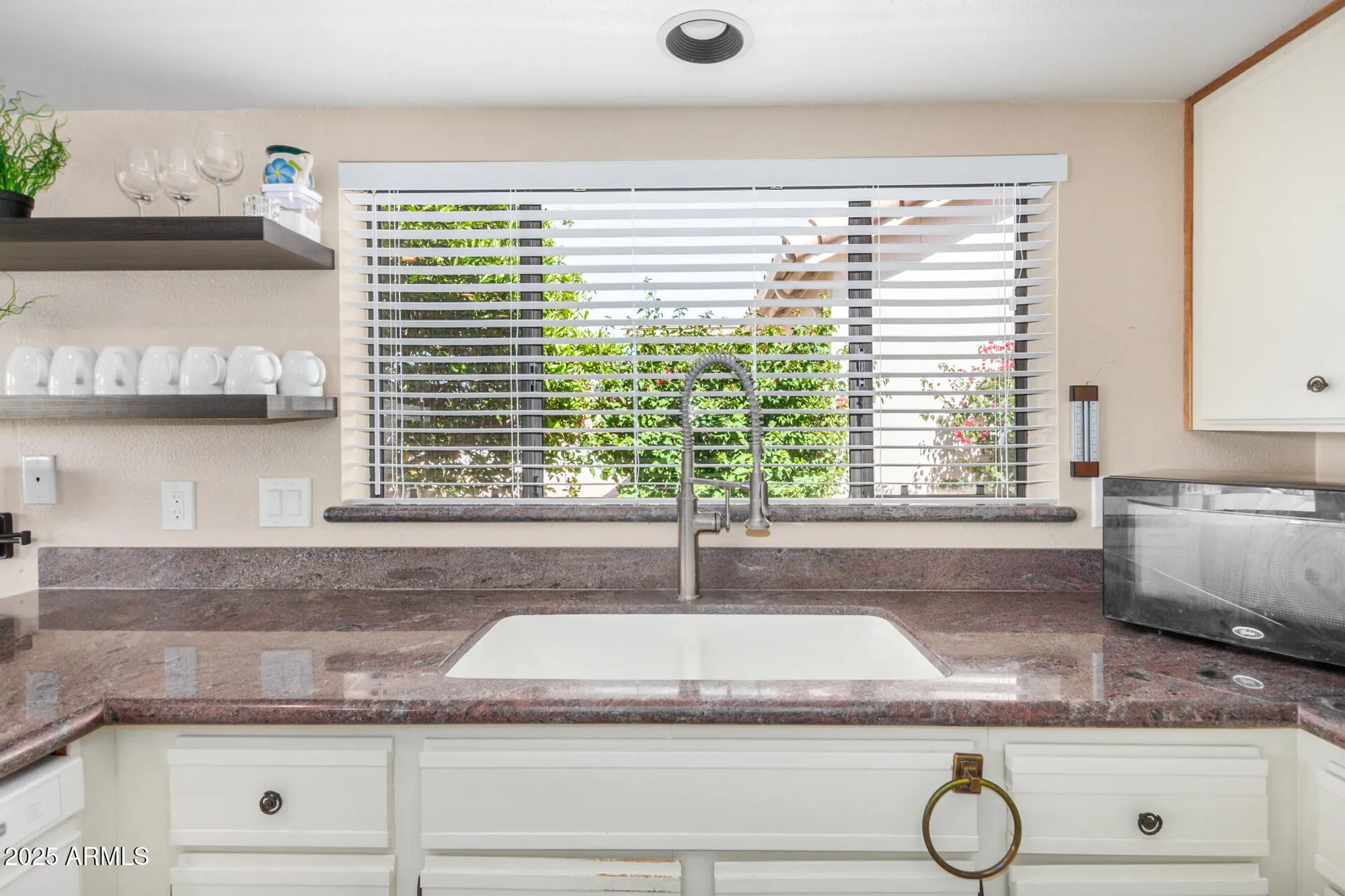 Property Slideshow image 18 of 34 | 11006 e navajo dr, Sun Lakes, AZ, 85248