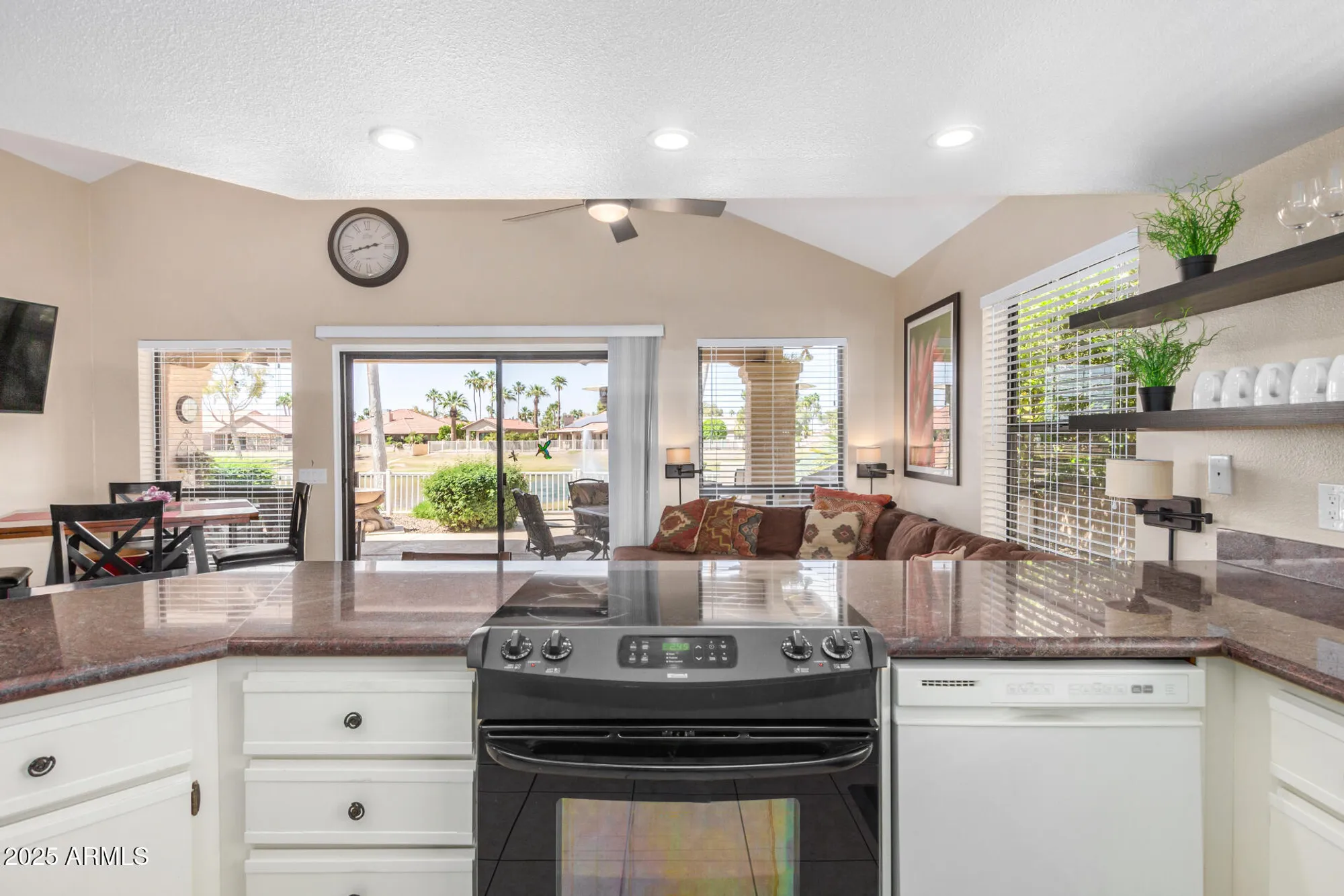 Property Slideshow image 17 of 34 | 11006 e navajo dr, Sun Lakes, AZ, 85248