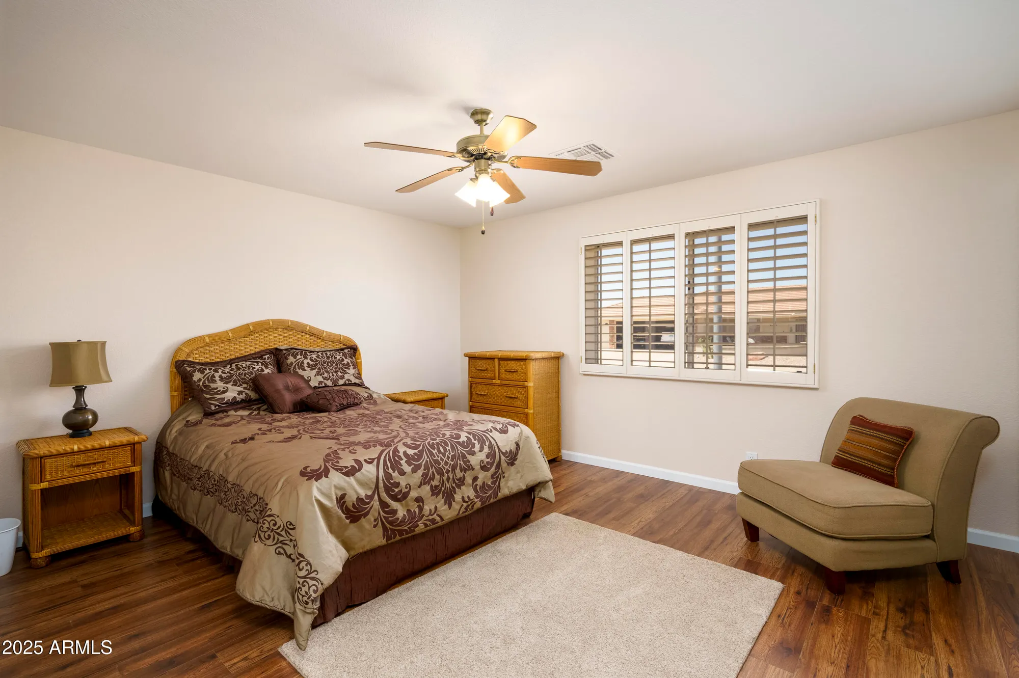 Property Slideshow image 13 of 19 | 11447 e mendoza ave, Mesa, AZ, 85209