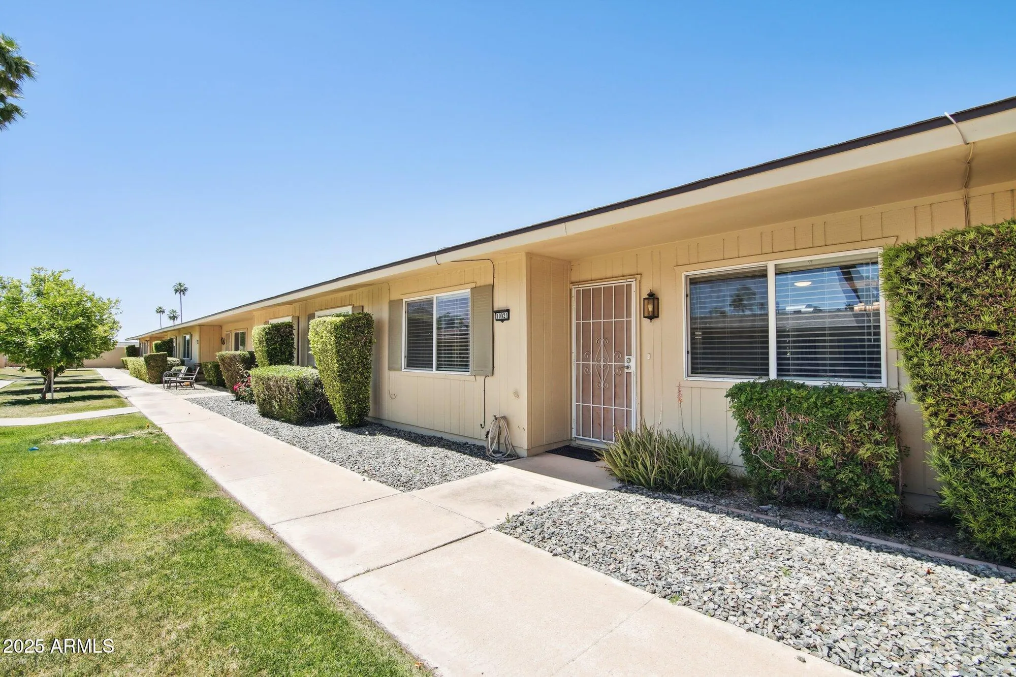 Property Slideshow image 2 of 20 | 10921 w santa fe dr, Sun City, AZ, 85351