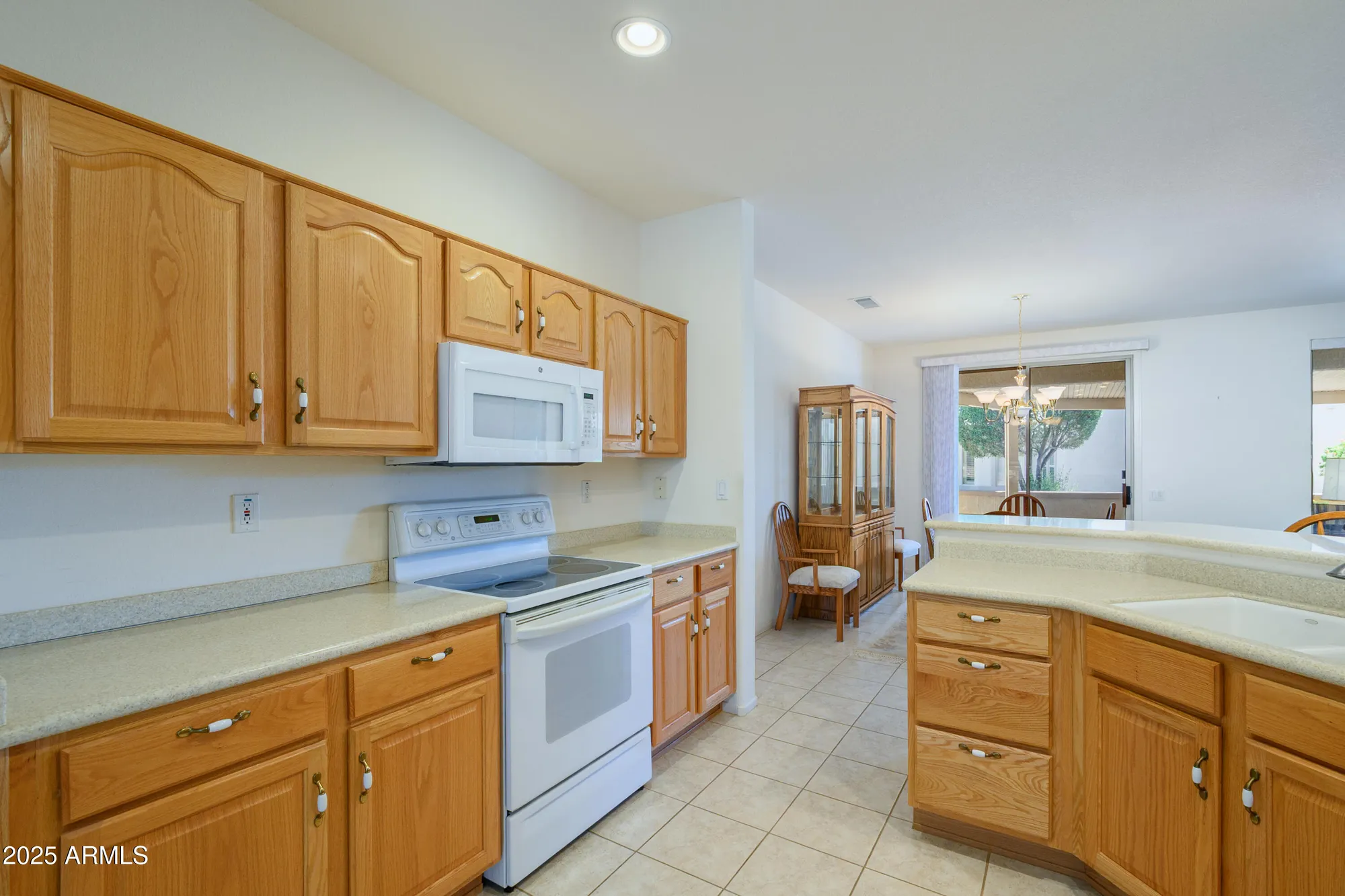 Property Slideshow image 16 of 35 | 17371 n natura trl, Surprise, AZ, 85374