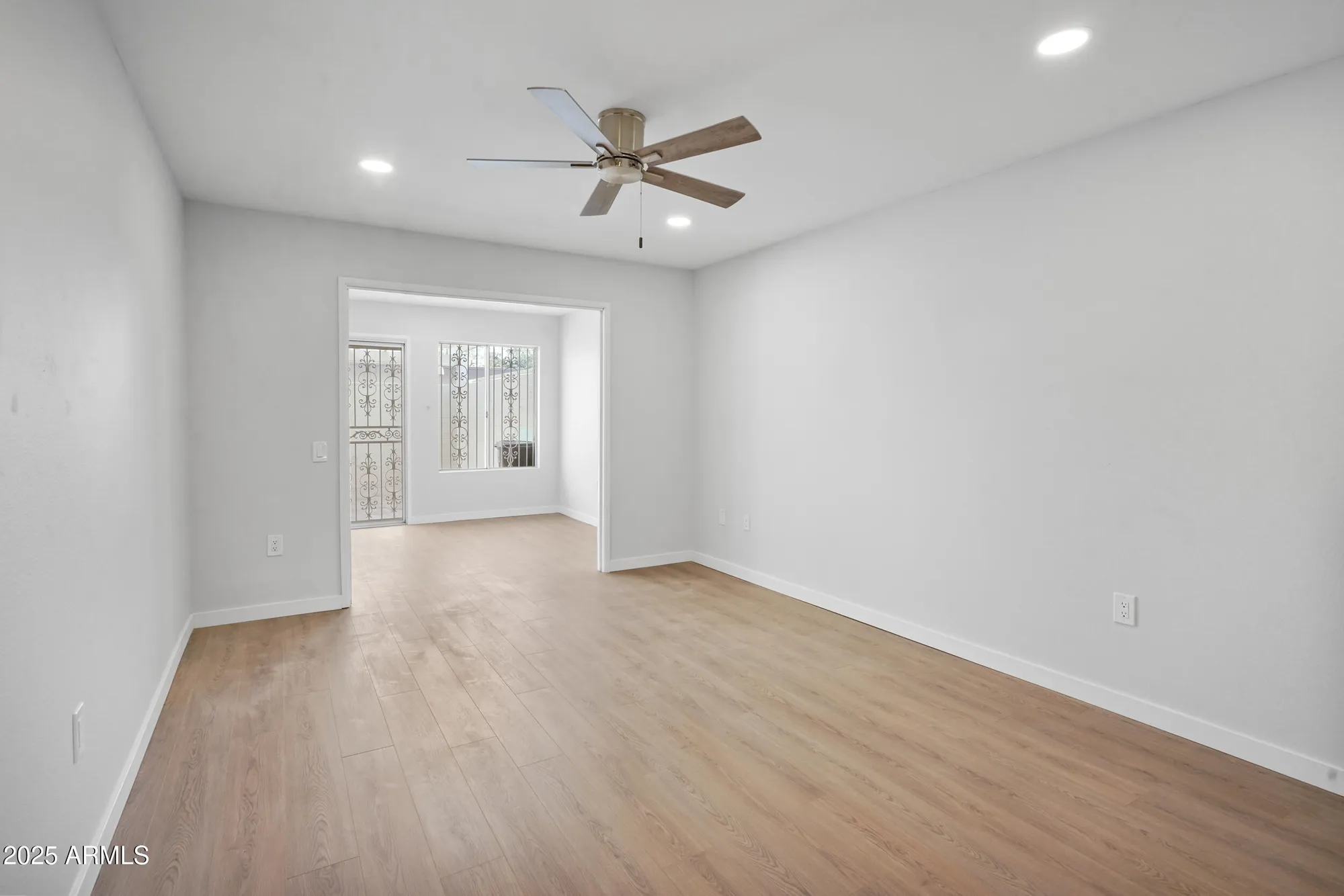 Property Slideshow image 14 of 22 | 13018 n 99th dr, Sun City, AZ, 85351