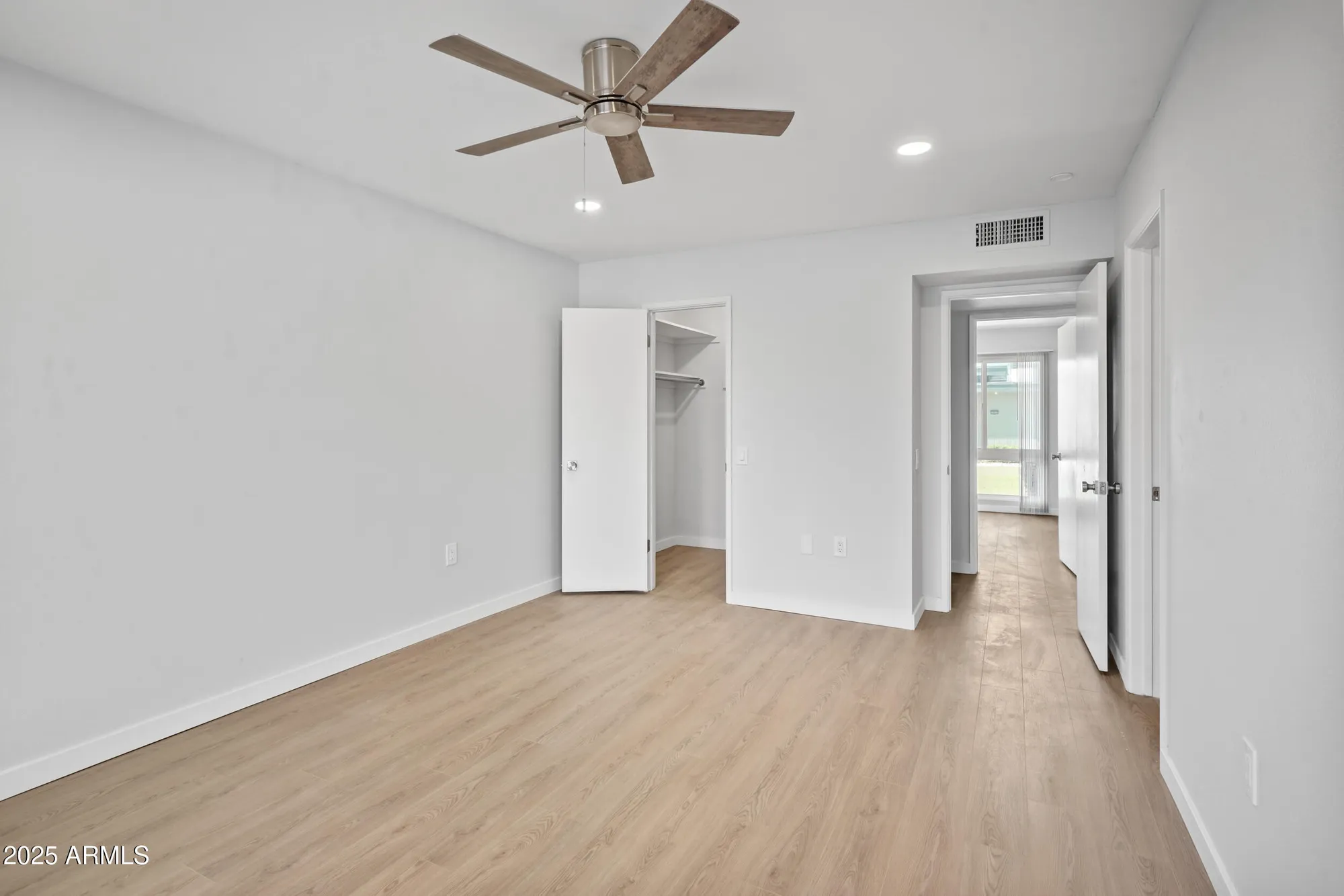 Property Slideshow image 16 of 22 | 13018 n 99th dr, Sun City, AZ, 85351