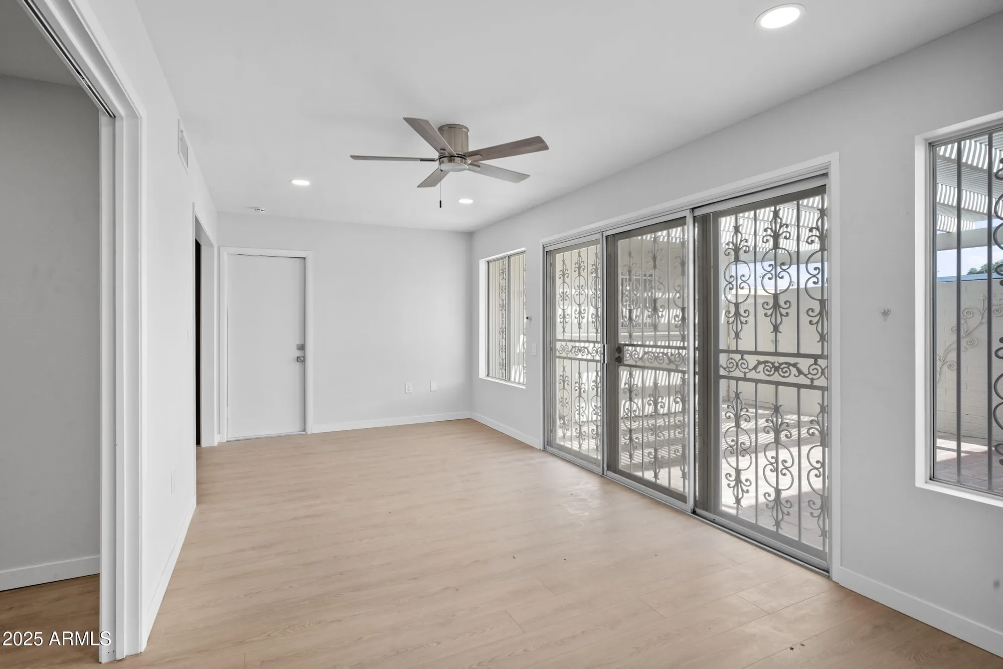 Property Slideshow image 17 of 22 | 13018 n 99th dr, Sun City, AZ, 85351
