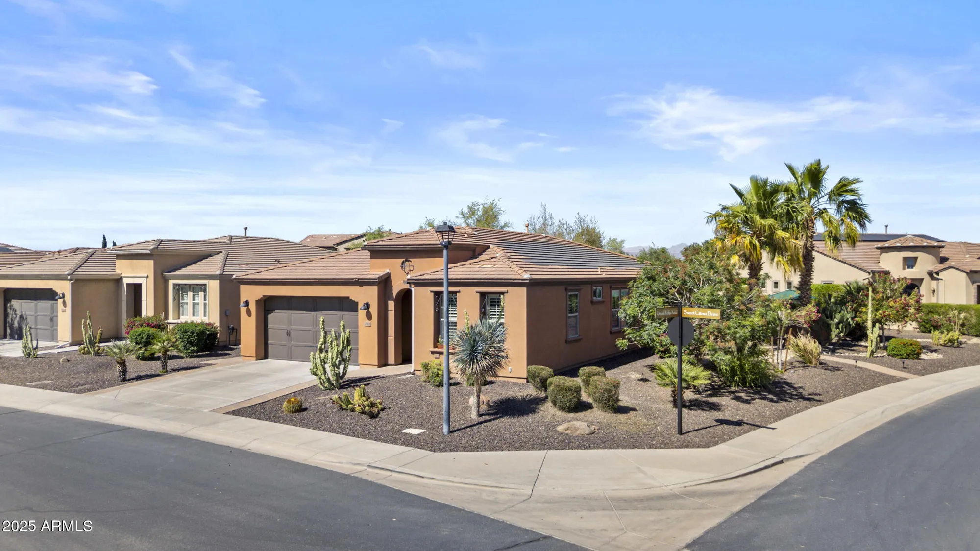 Property Slideshow image 2 of 51 | 1588 e sweet citrus dr, Queen Creek, AZ, 85140