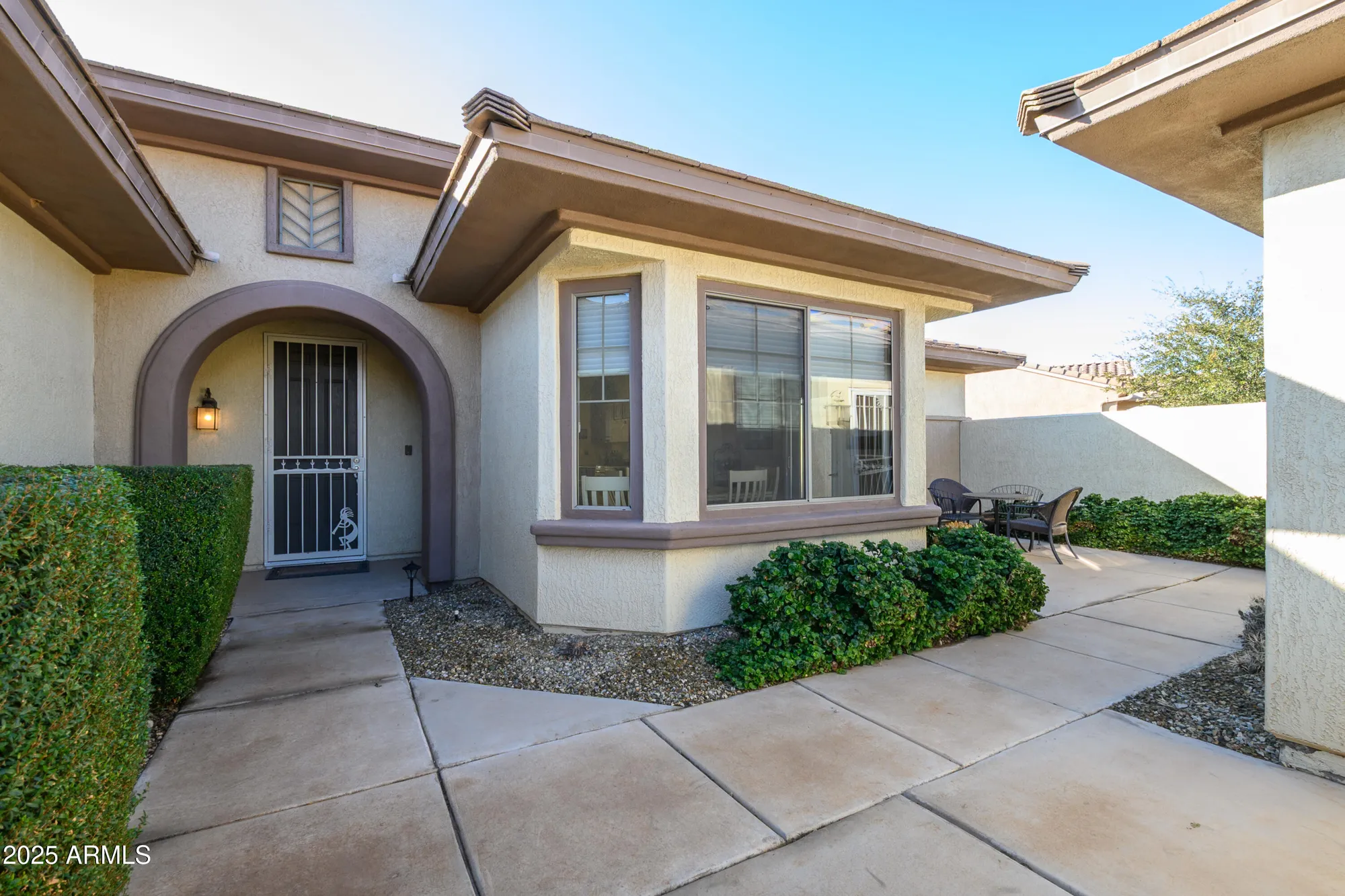 Property Slideshow image 25 of 29 | 21003 n circle cliffs dr, Surprise, AZ, 85387