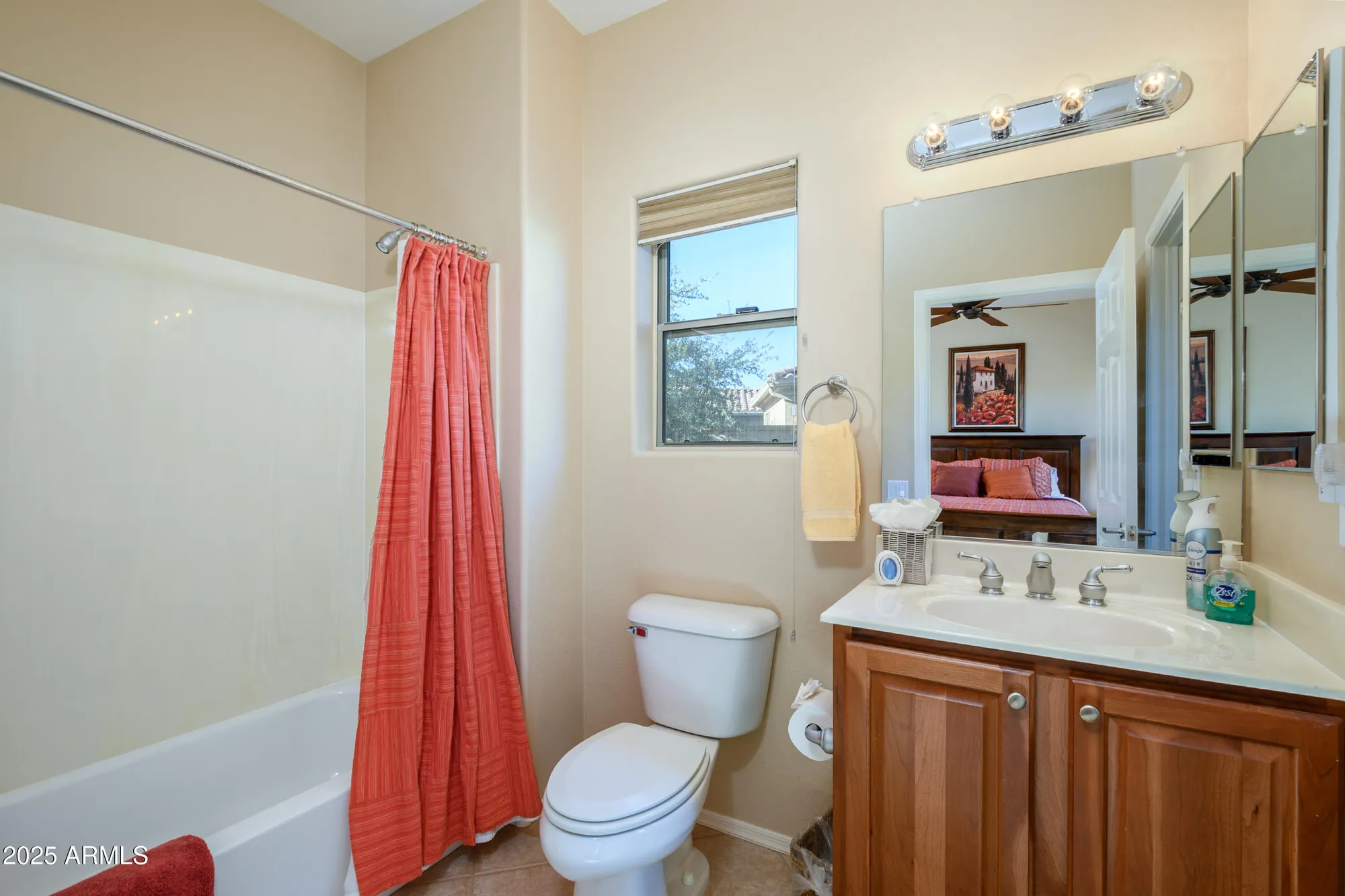 Property Slideshow image 22 of 29 | 21003 n circle cliffs dr, Surprise, AZ, 85387