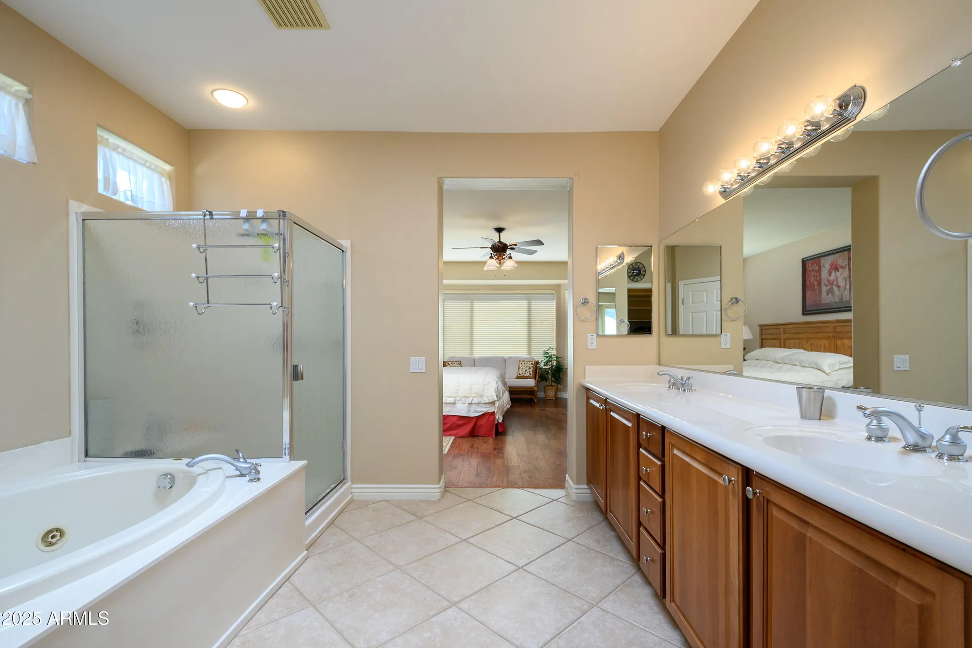 Property Slideshow image 14 of 29 | 21003 n circle cliffs dr, Surprise, AZ, 85387