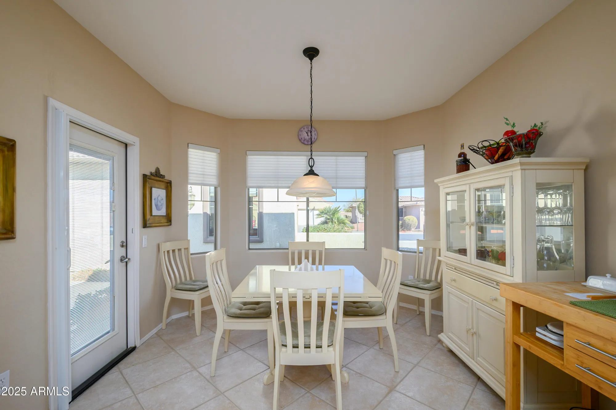 Property Slideshow image 4 of 29 | 21003 n circle cliffs dr, Surprise, AZ, 85387