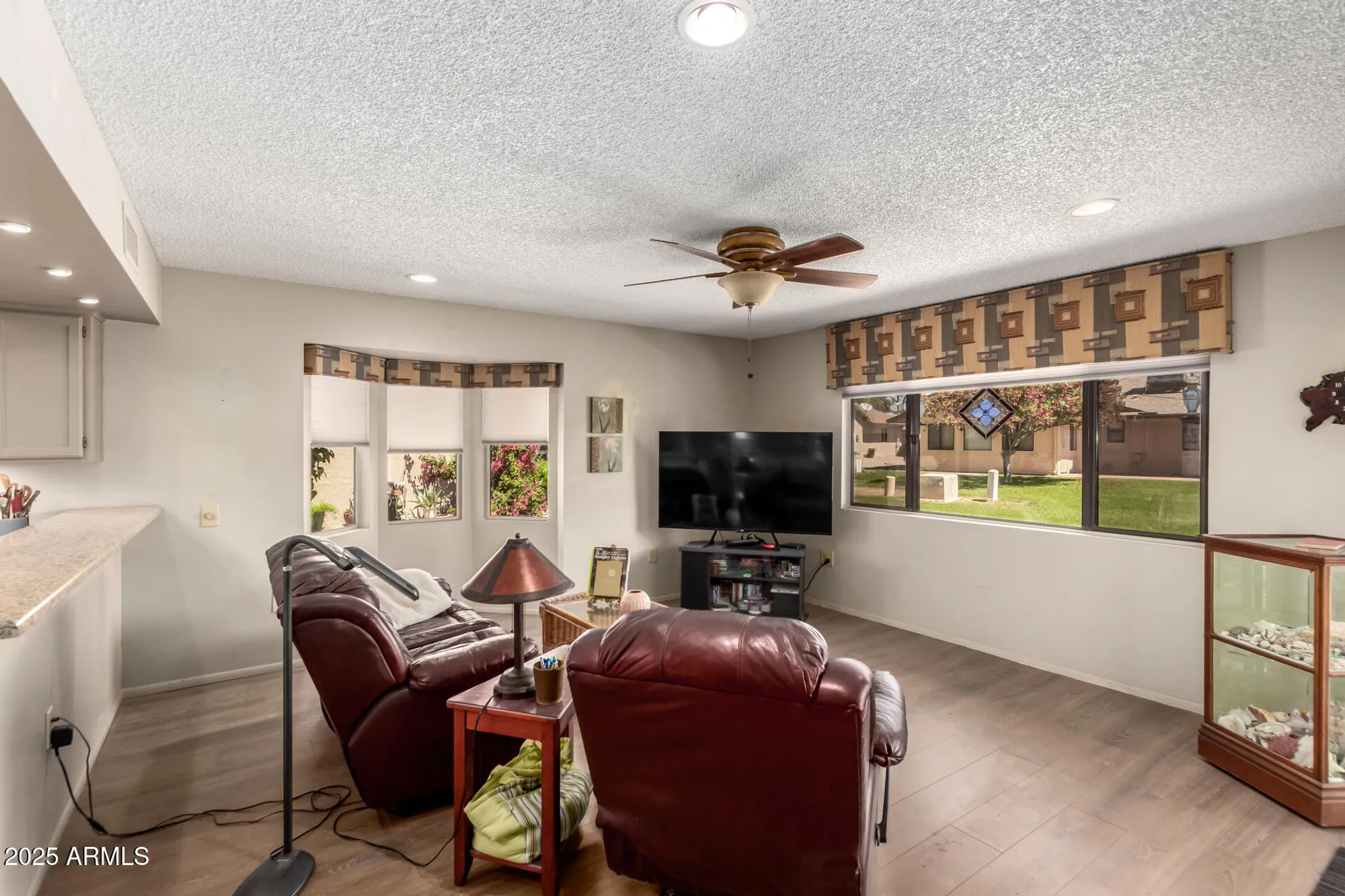 Property Slideshow image 6 of 23 | 12954 w blue sky dr, Sun City West, AZ, 85375