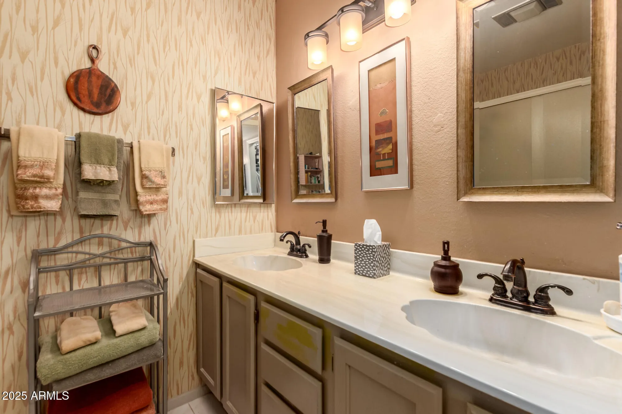 Property Slideshow image 13 of 23 | 12954 w blue sky dr, Sun City West, AZ, 85375