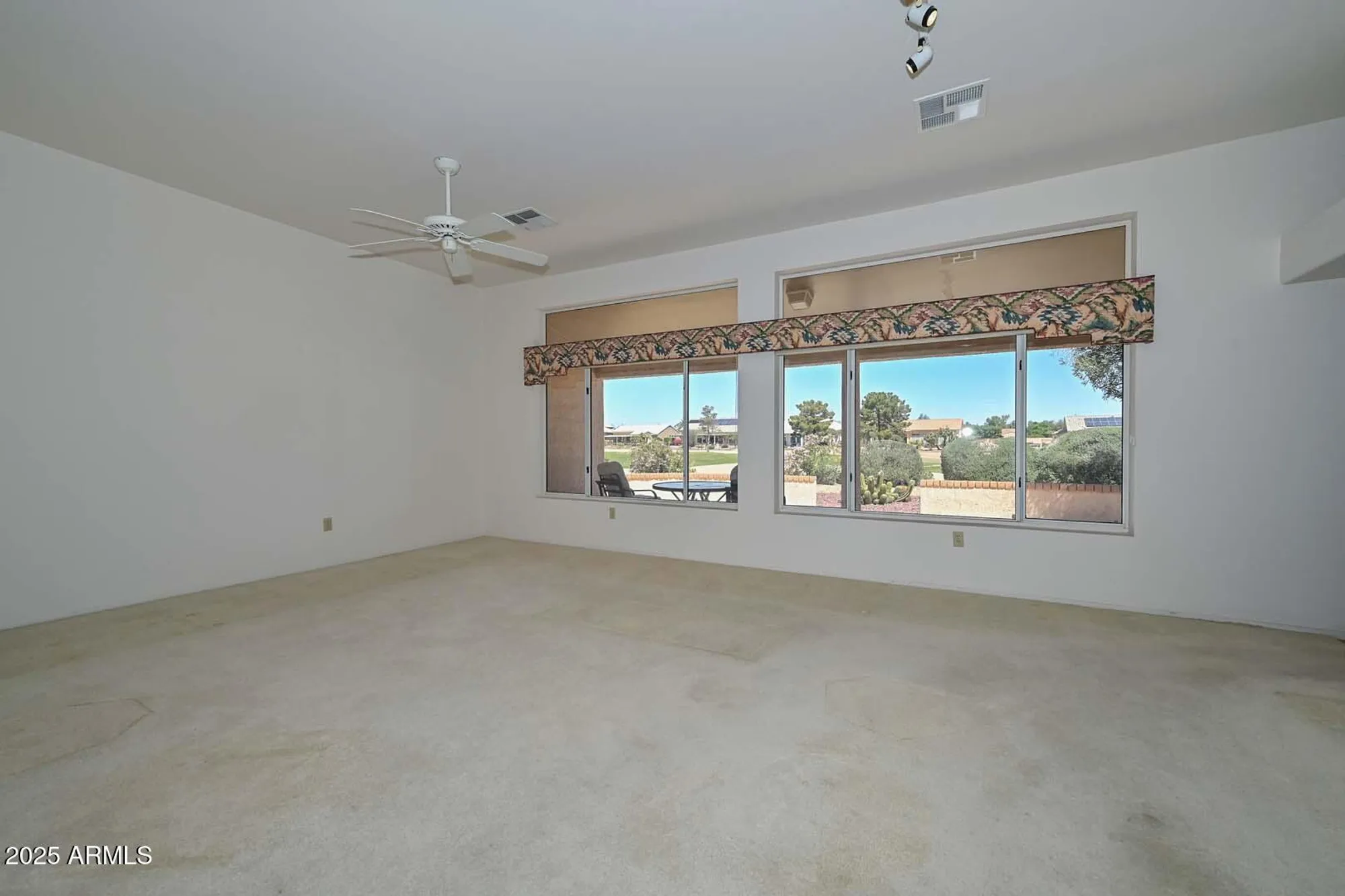 Property Slideshow image 17 of 59 | 13612 w robertson dr, Sun City West, AZ, 85375