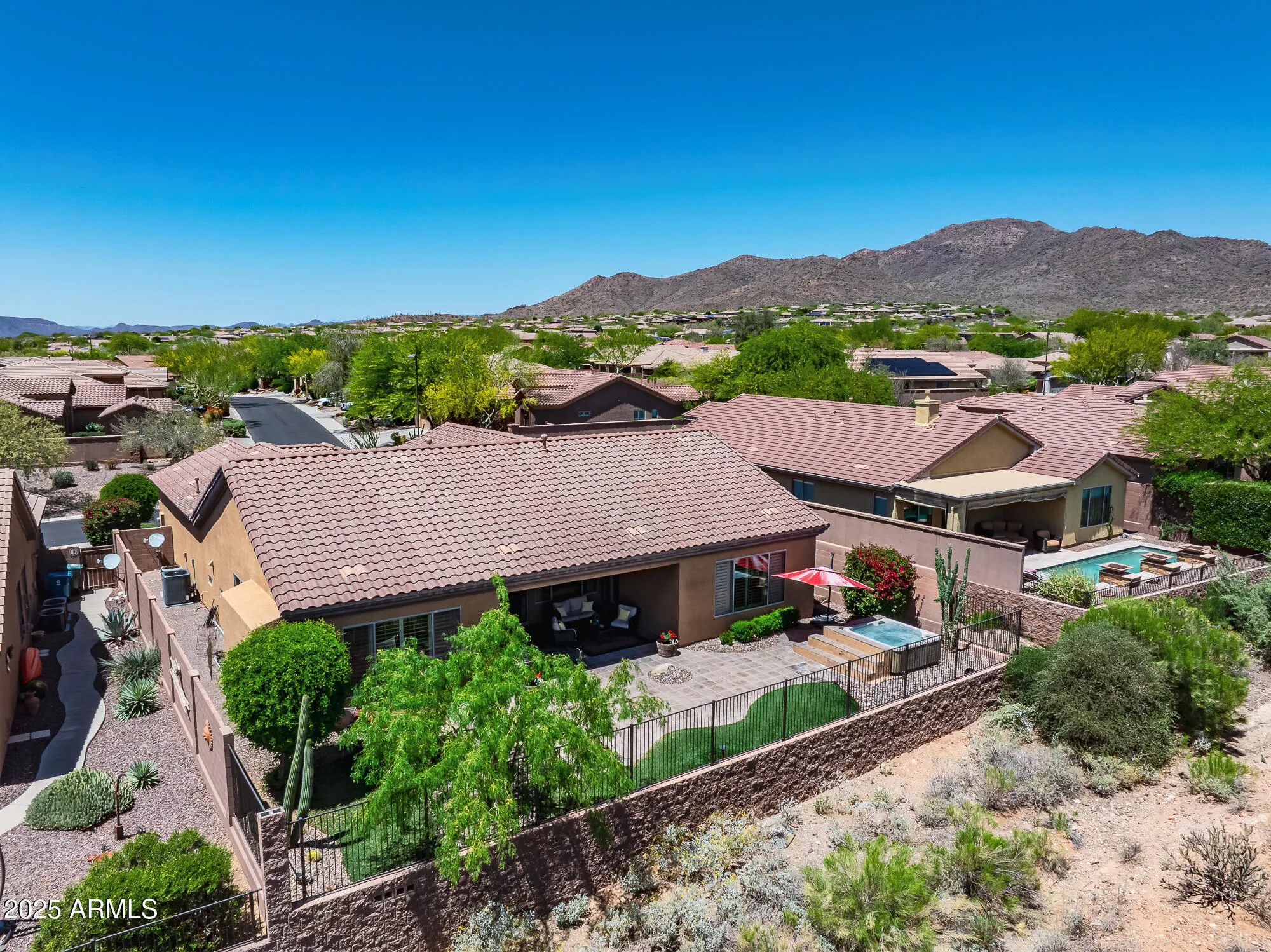 Property Slideshow image 32 of 49 | 41213 n river bend rd, Phoenix, AZ, 85086