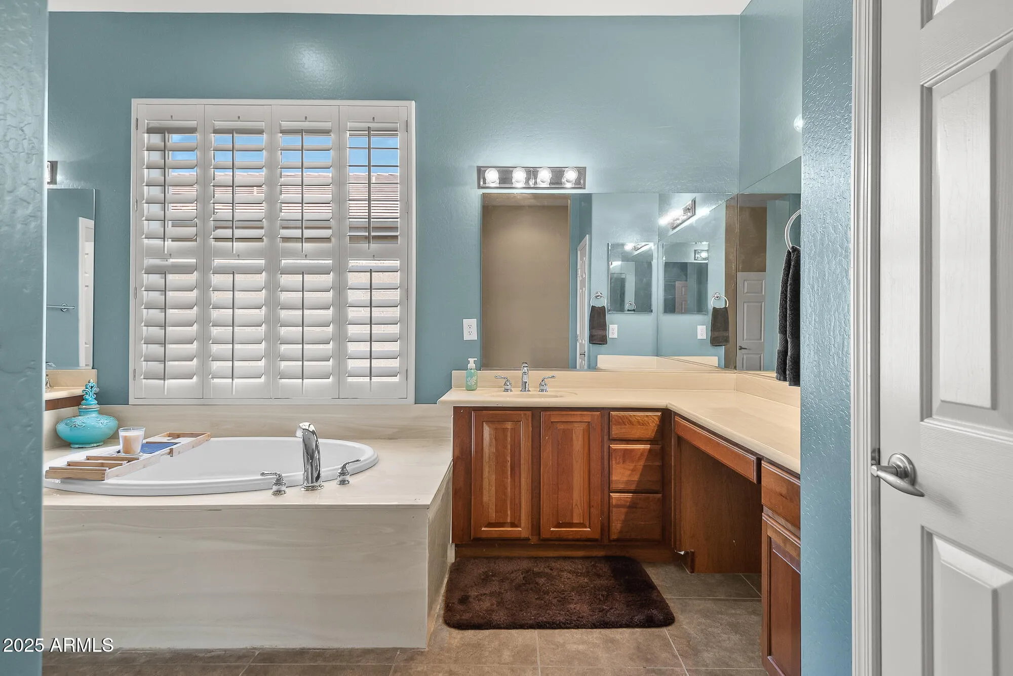 Property Slideshow image 14 of 49 | 41213 n river bend rd, Phoenix, AZ, 85086