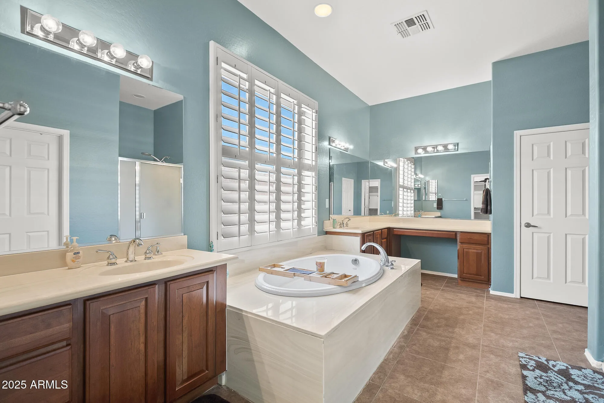 Property Slideshow image 13 of 49 | 41213 n river bend rd, Phoenix, AZ, 85086