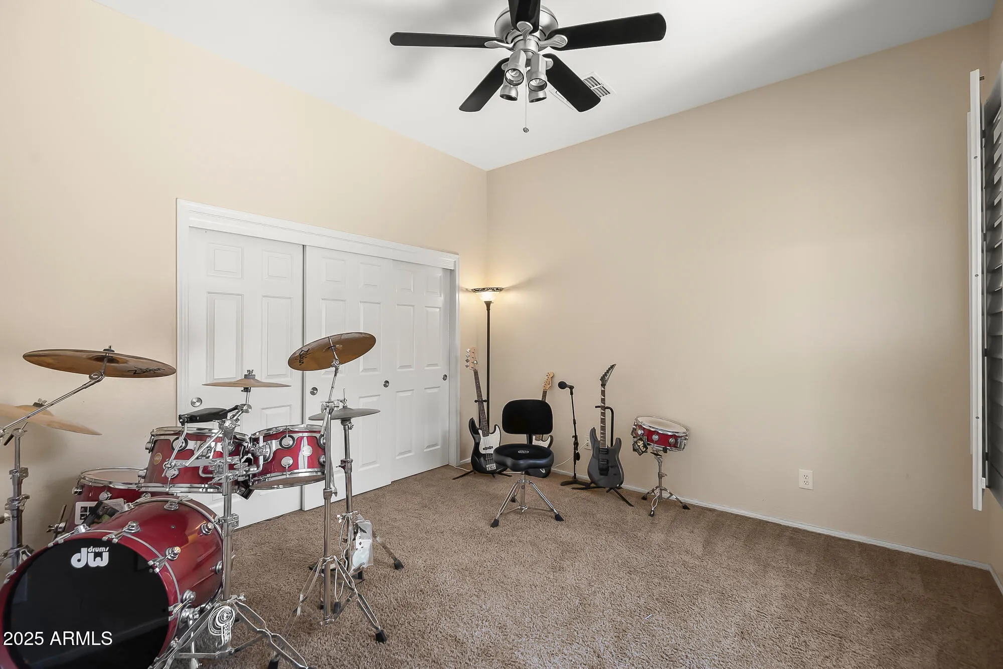 Property Slideshow image 21 of 49 | 41213 n river bend rd, Phoenix, AZ, 85086