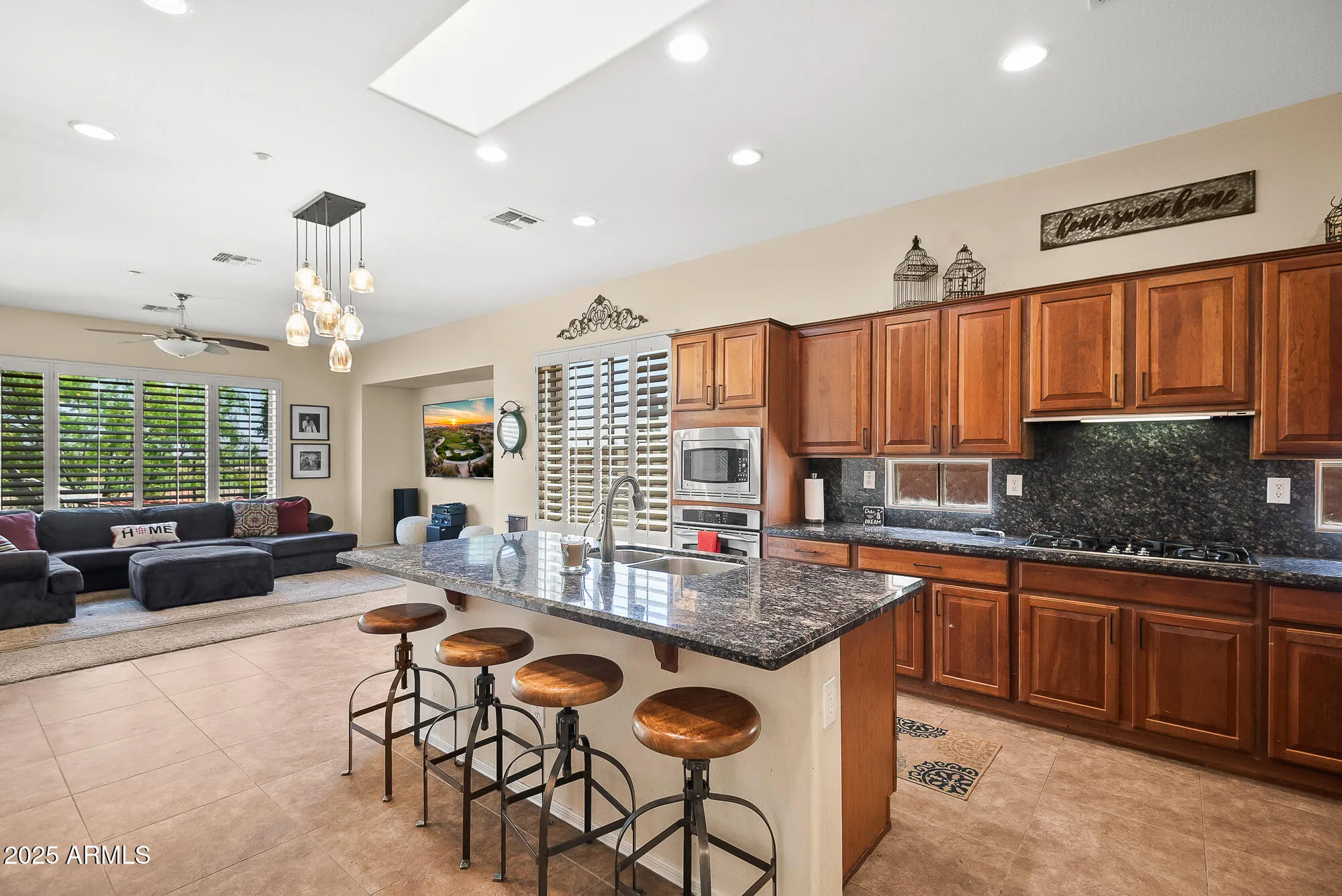 Property Slideshow image 6 of 49 | 41213 n river bend rd, Phoenix, AZ, 85086