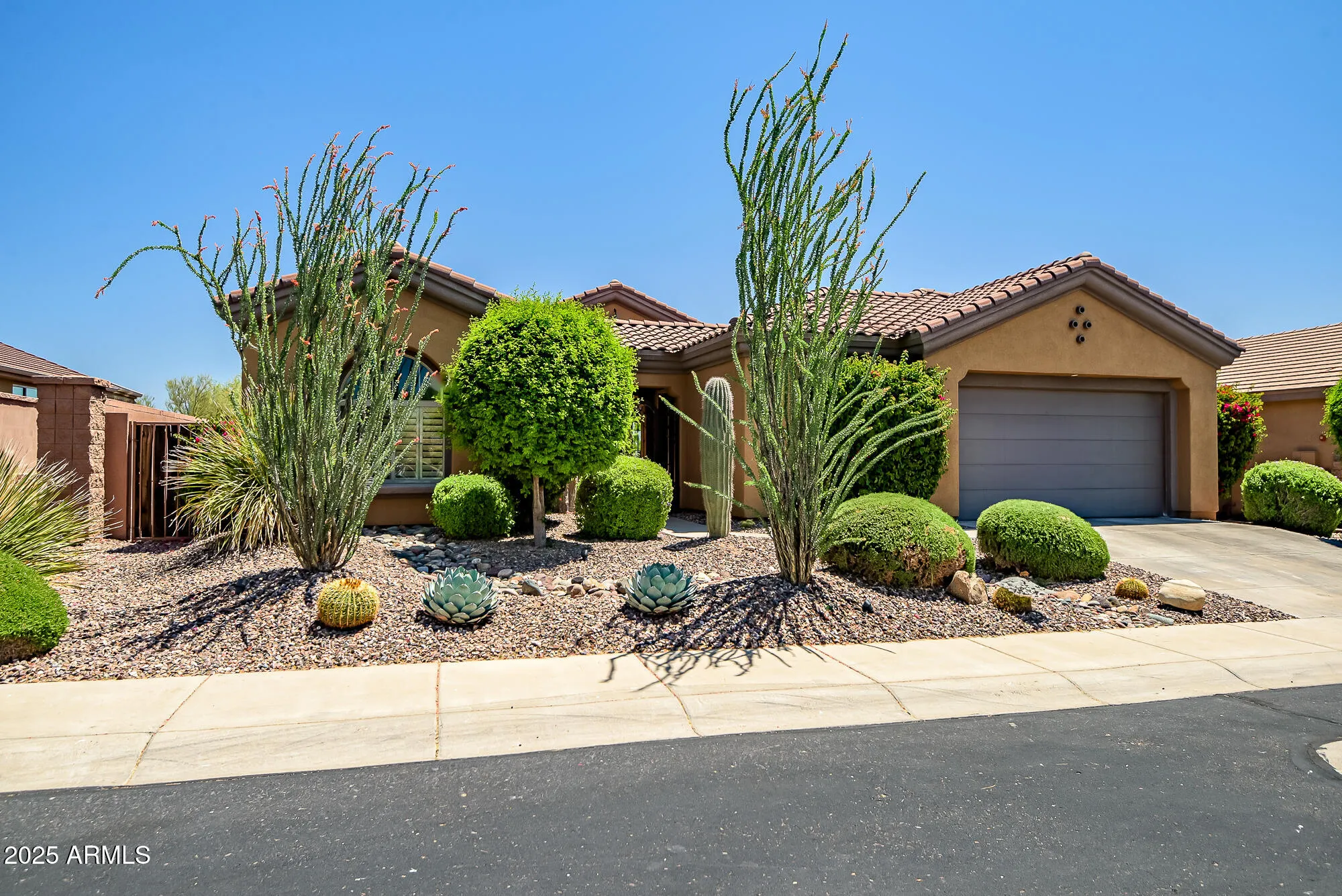 Property Slideshow image 30 of 49 | 41213 n river bend rd, Phoenix, AZ, 85086