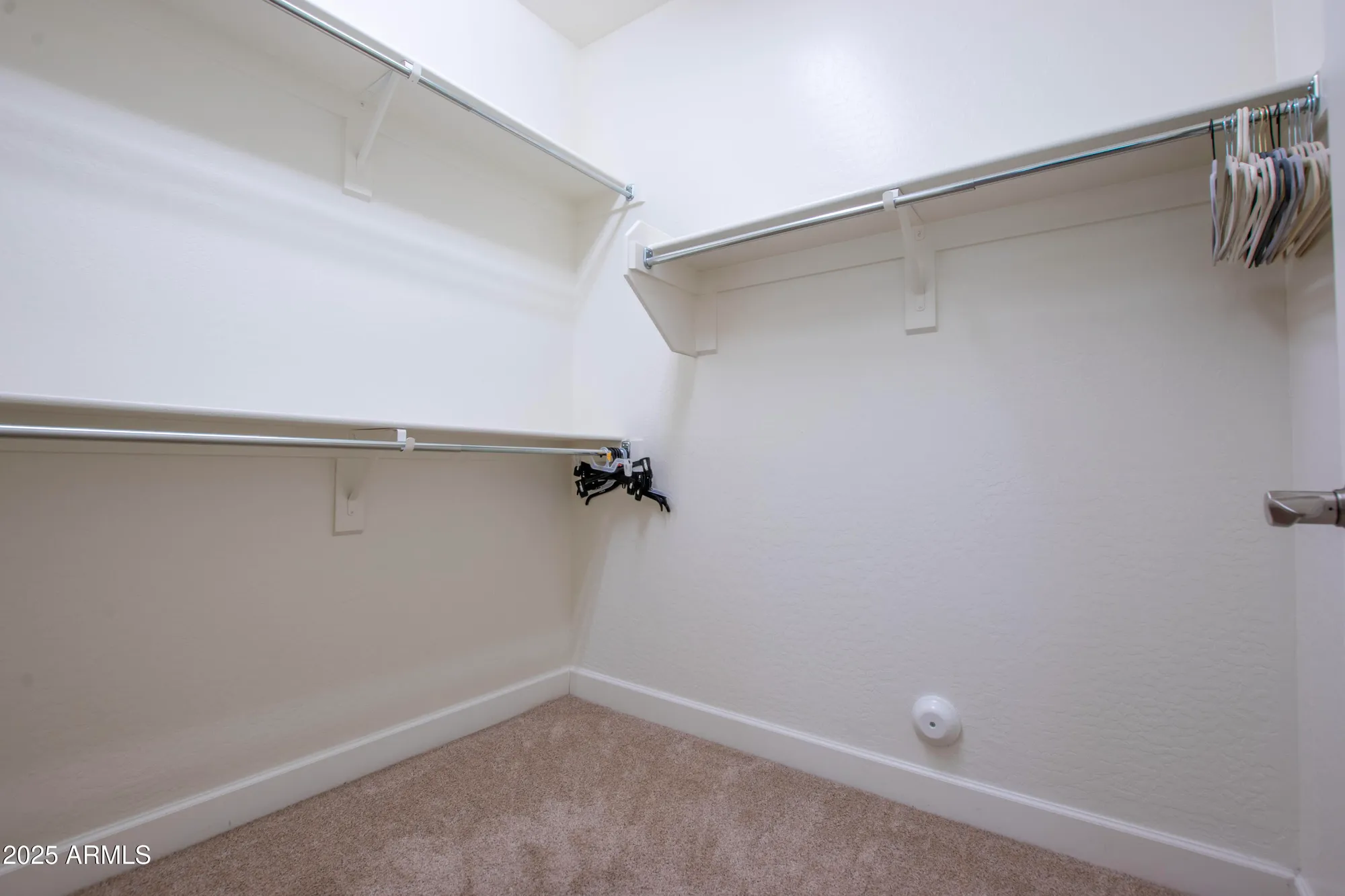 Property Slideshow image 28 of 45 | 16913 w holly st, Goodyear, AZ, 85395
