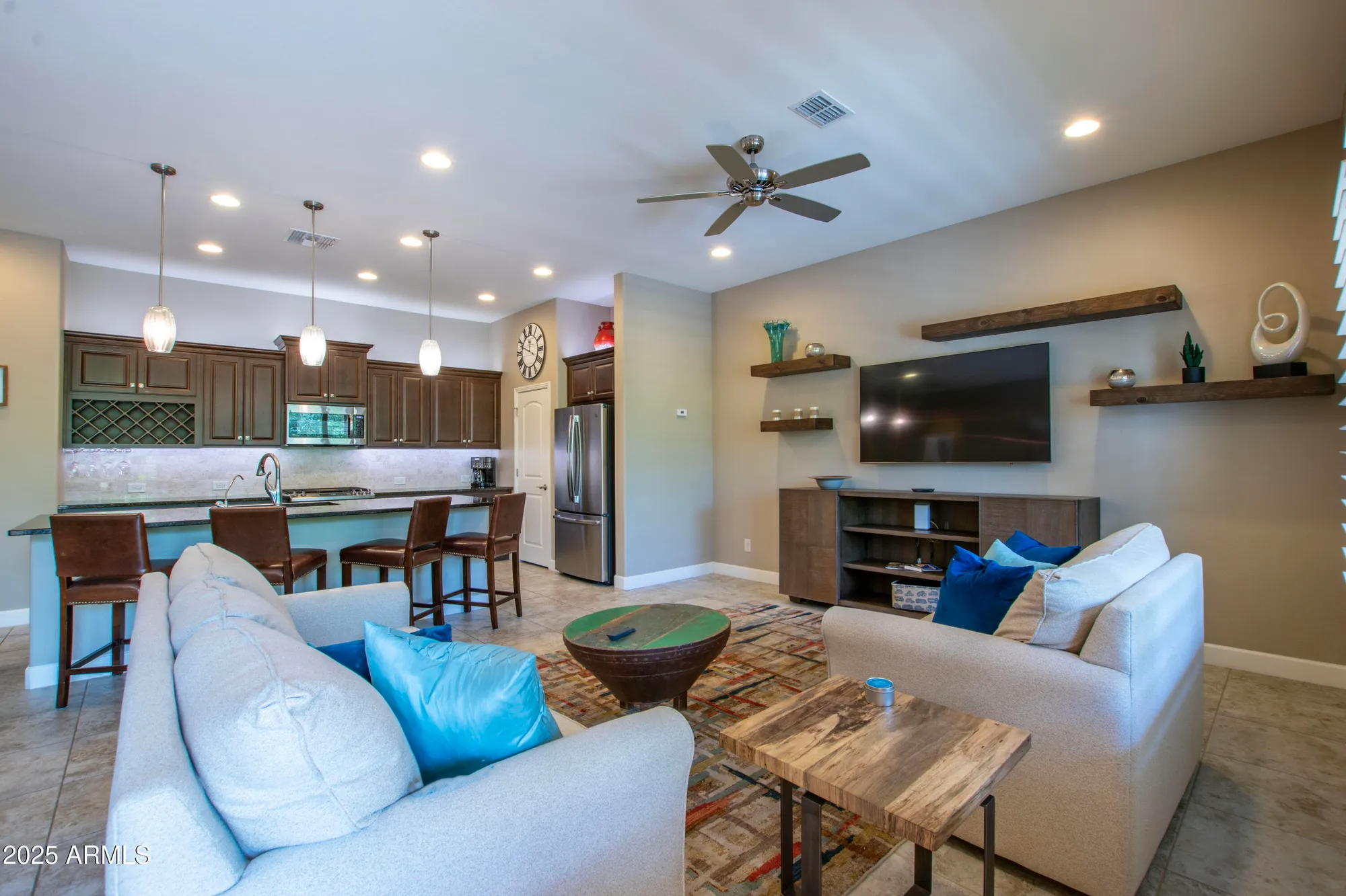 Property Slideshow image 15 of 45 | 16913 w holly st, Goodyear, AZ, 85395
