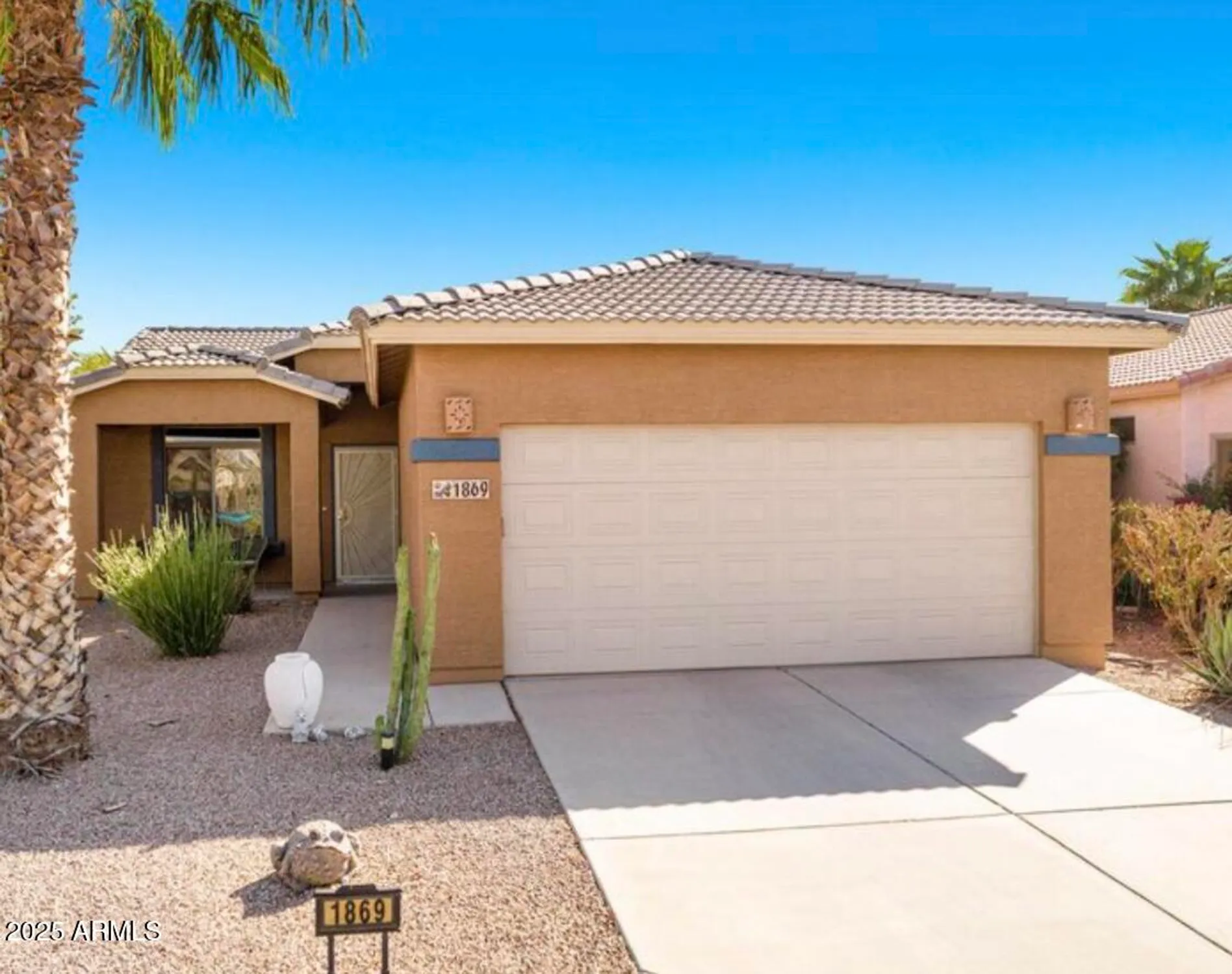 Property Slideshow image 8 of 29 | 1869 e birch st, Casa Grande, AZ, 85122
