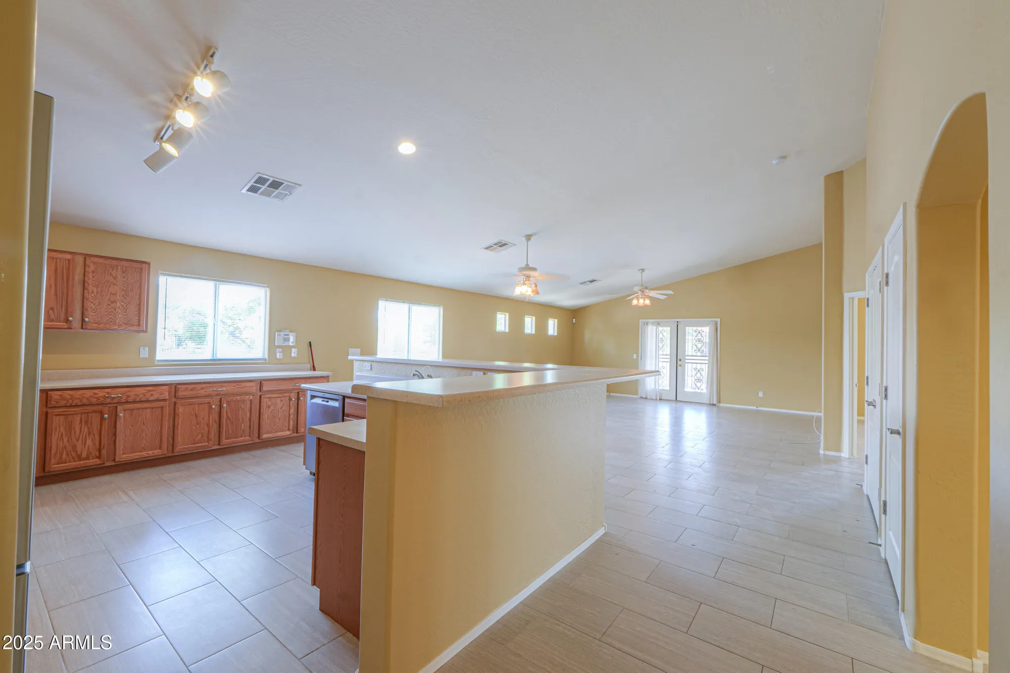 Property Slideshow image 8 of 47 | 135 s verde ln, Casa Grande, AZ, 85194