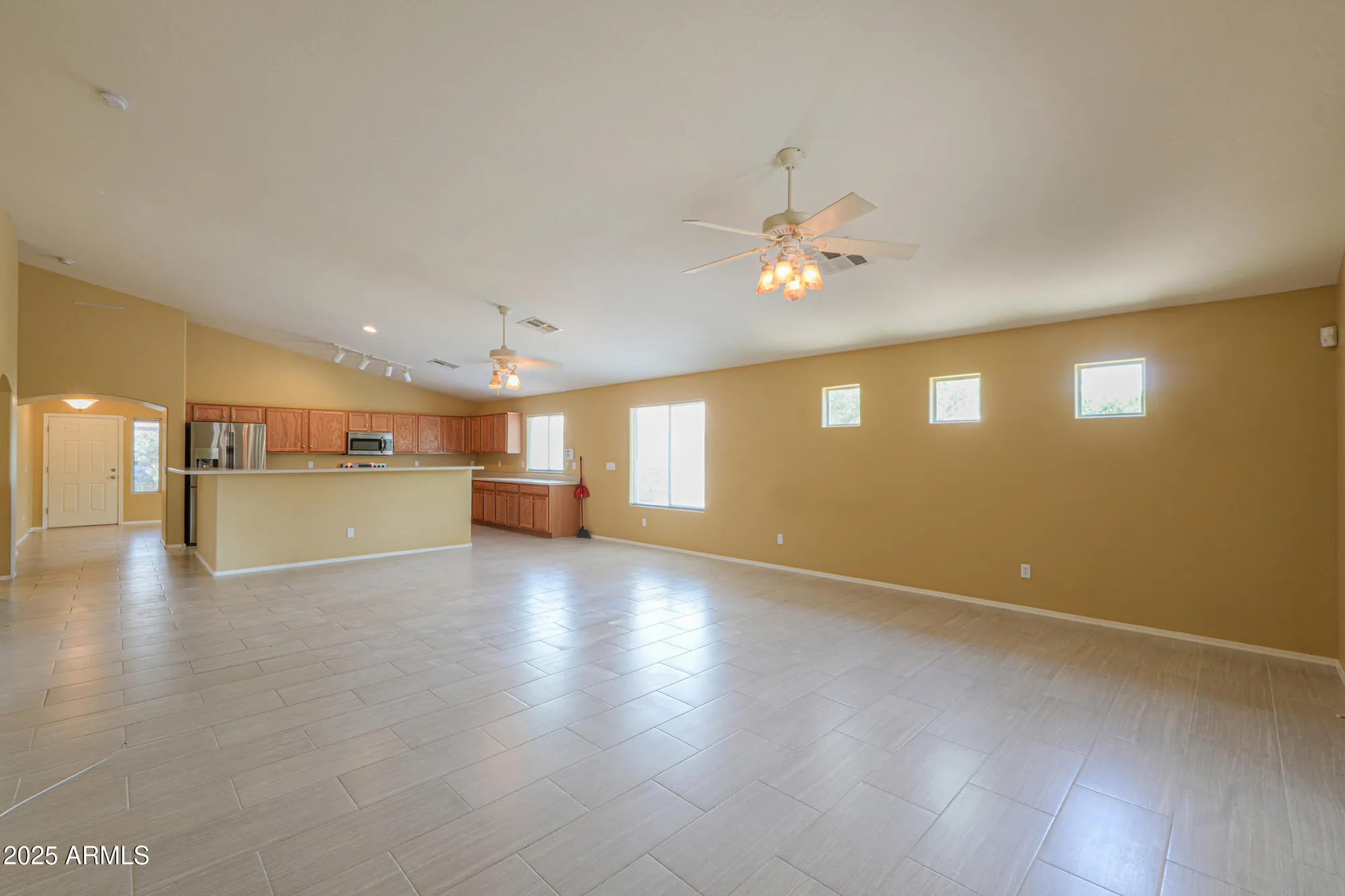 Property Slideshow image 13 of 47 | 135 s verde ln, Casa Grande, AZ, 85194