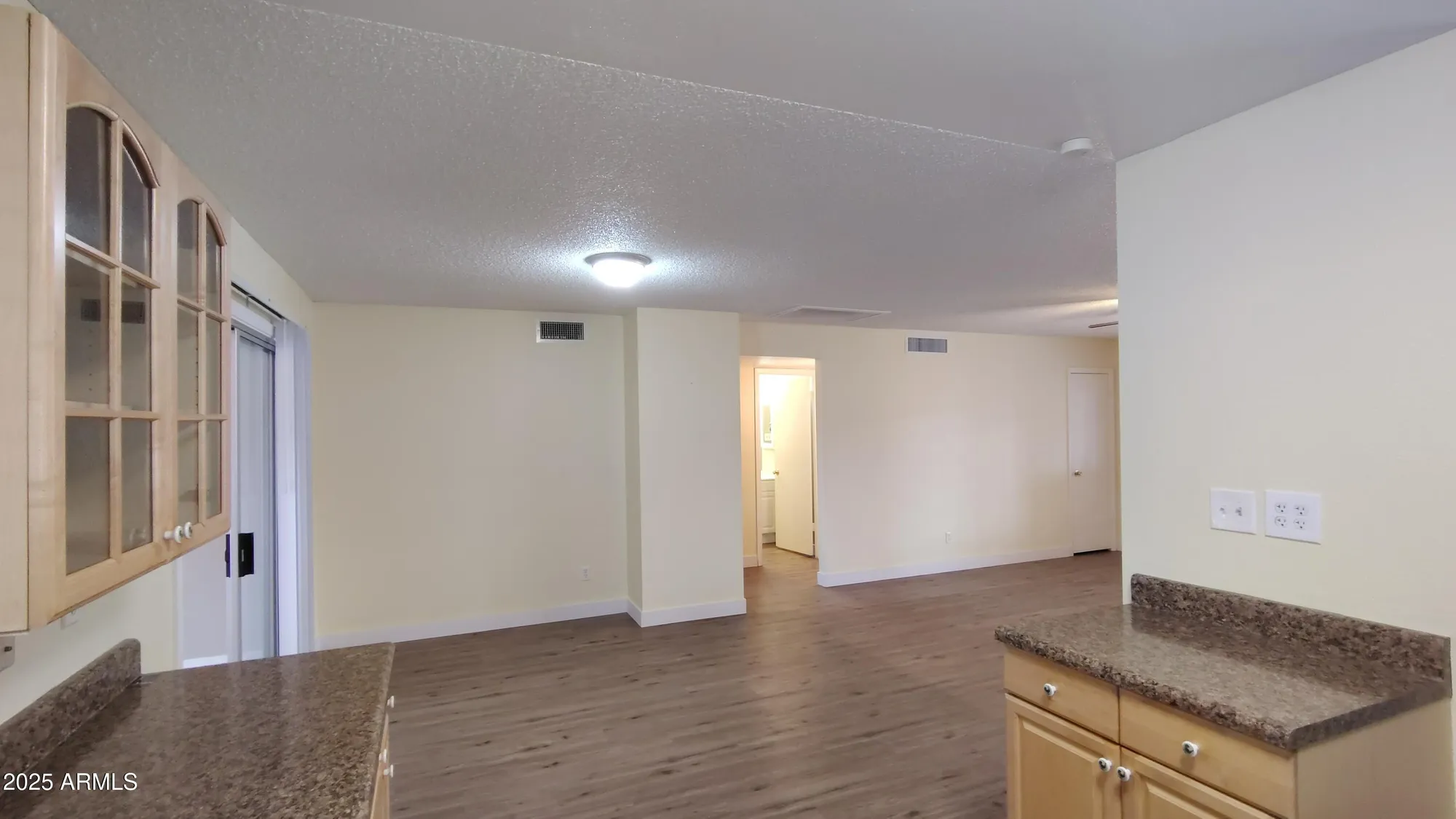 Property Slideshow image 7 of 35 | 1033 s florence dr, Mesa, AZ, 85208