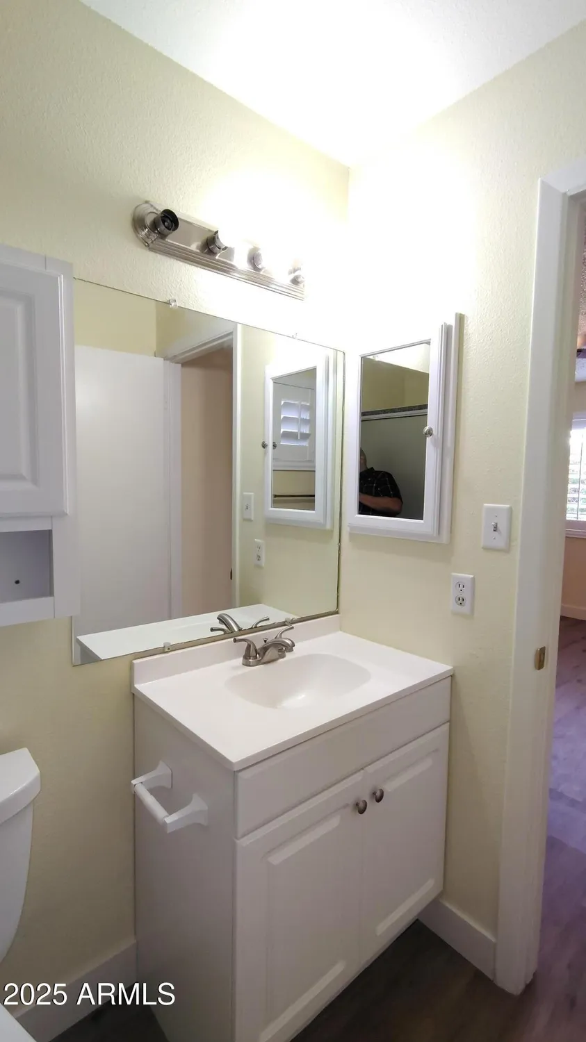 Property Slideshow image 13 of 35 | 1033 s florence dr, Mesa, AZ, 85208